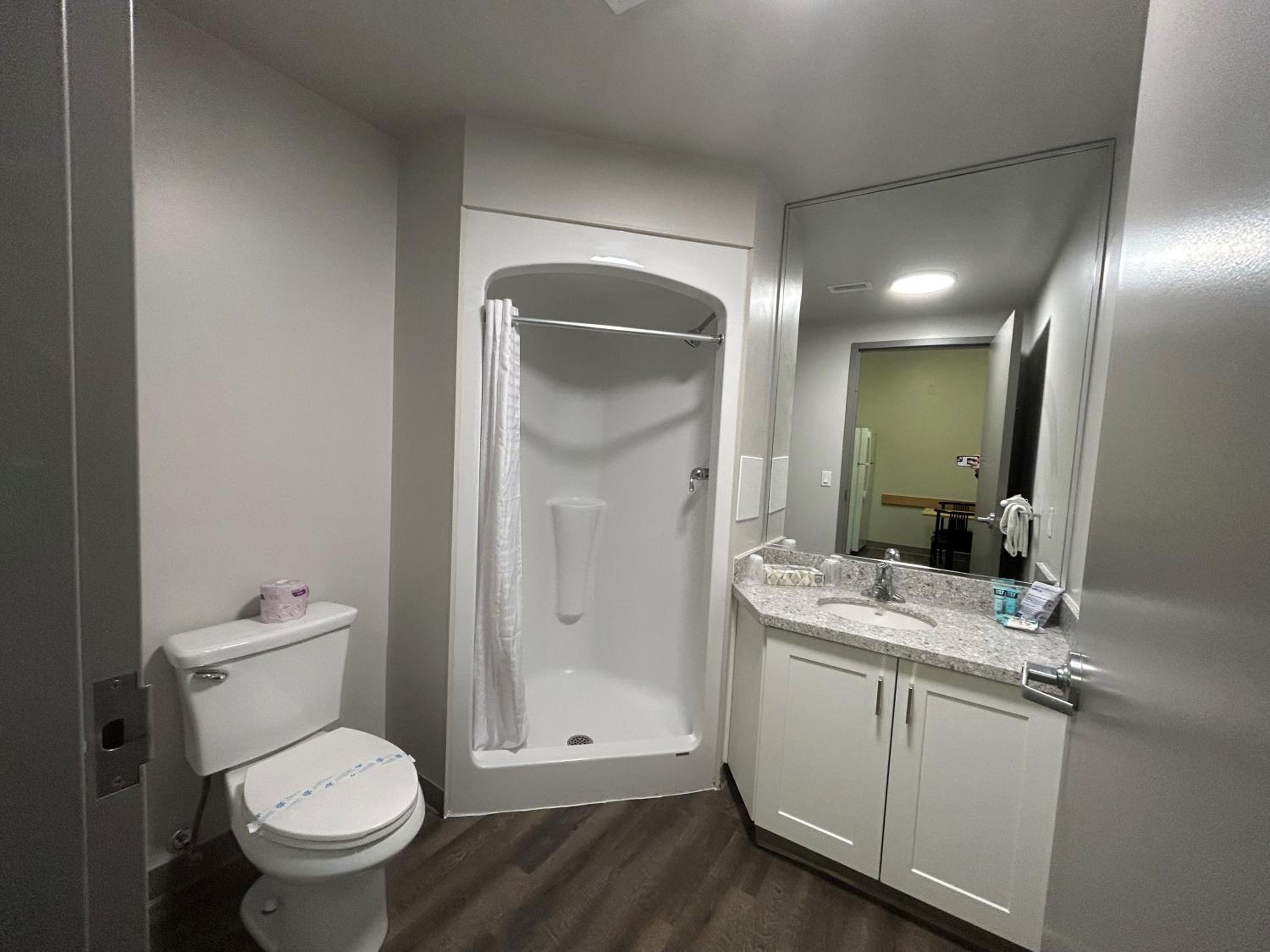 Two-Bedroom Suite photo 3