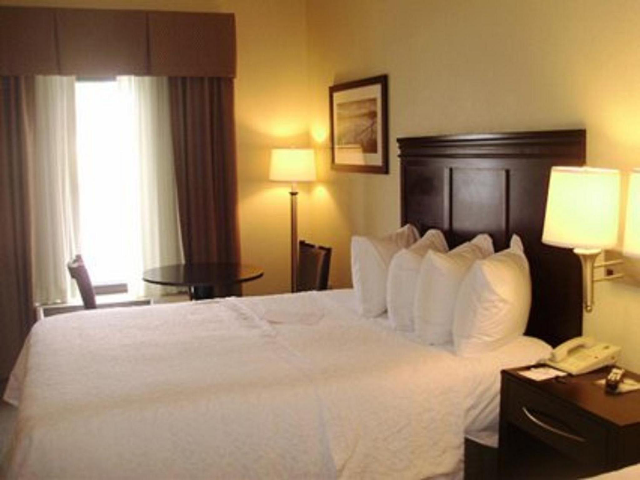 King Room with Spa Bath - Non-Smoking - Photo 2