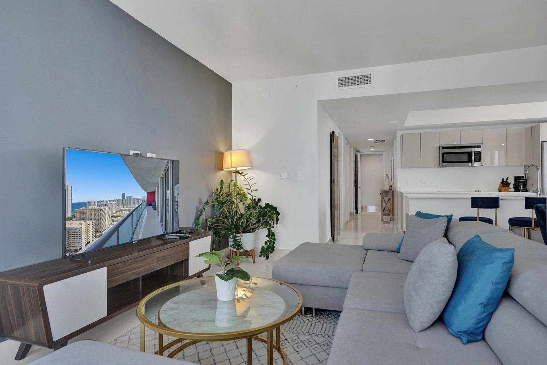 Apartment photo 1