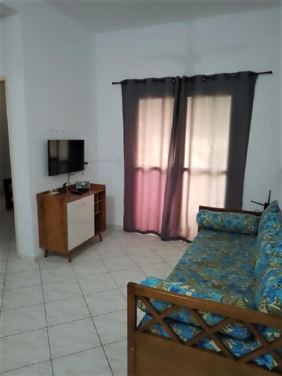 Two-Bedroom Apartment - Photo 4