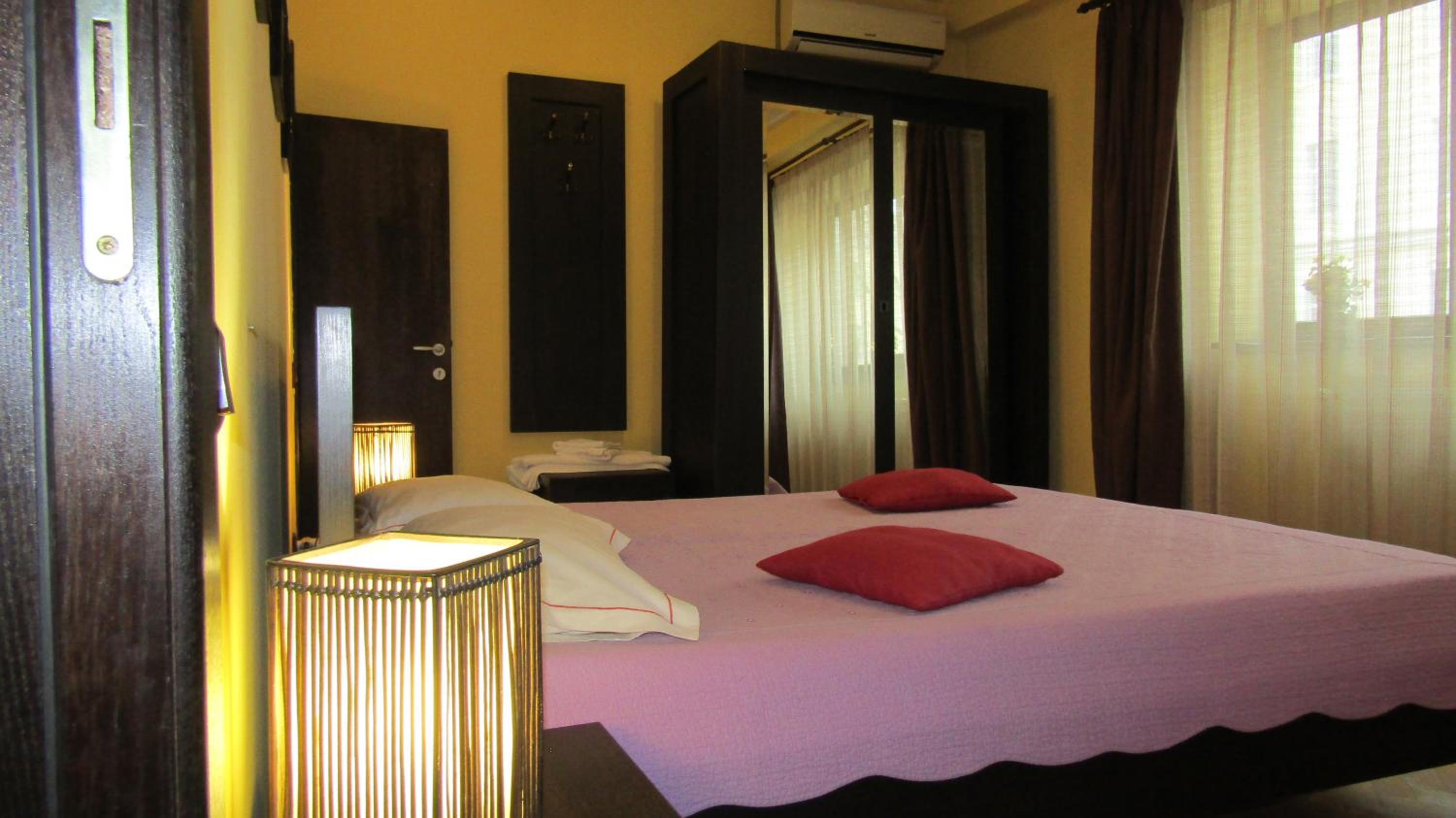 Double or Twin Room - Photo 38