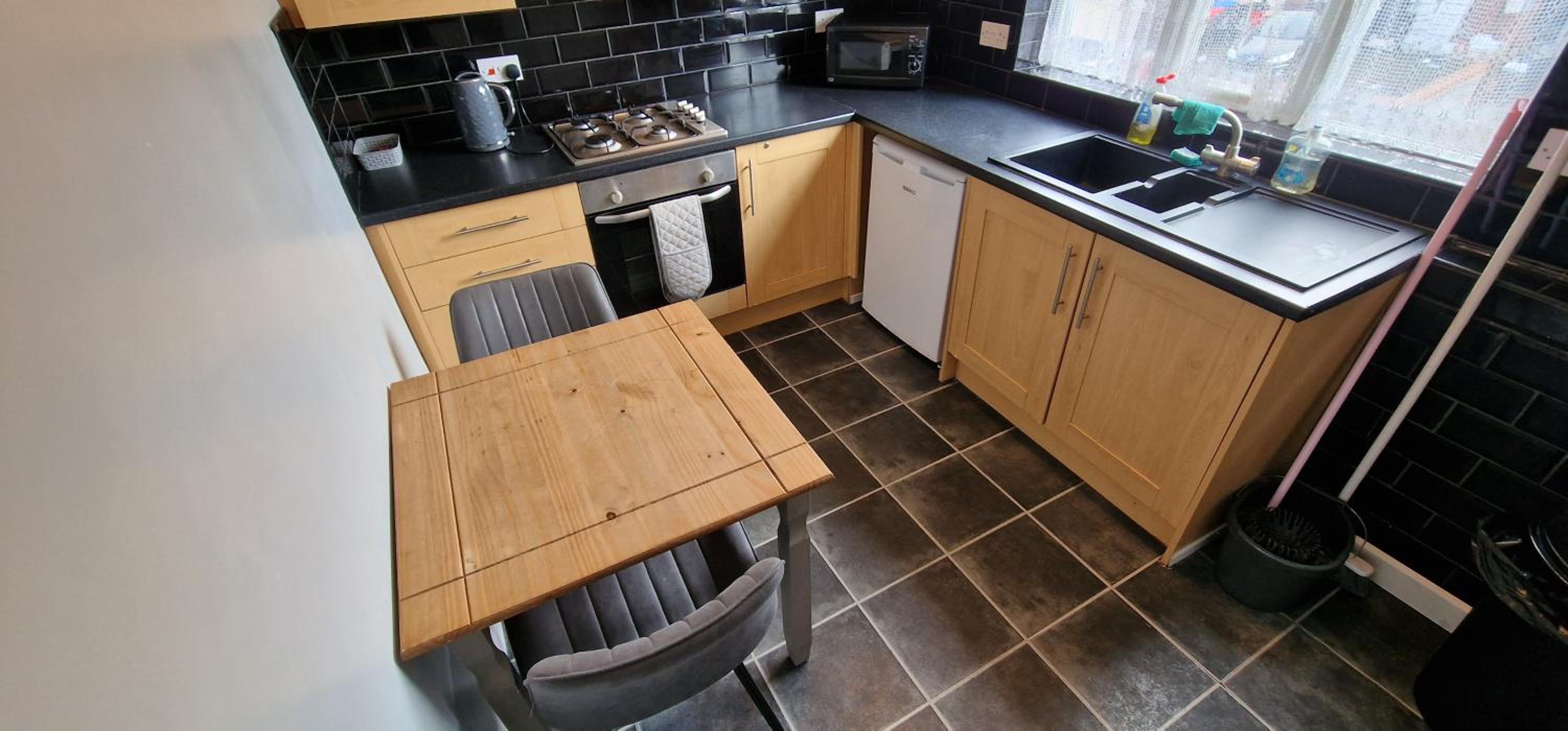 Double Room - Photo 2