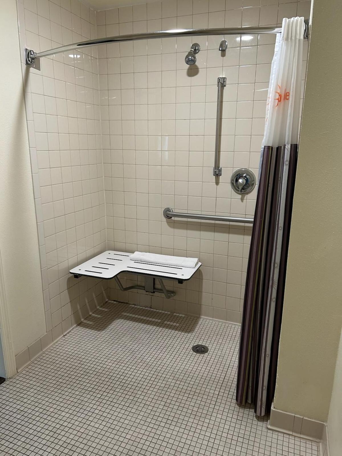 Baymont by Wyndham Orlando South, 사진 5
