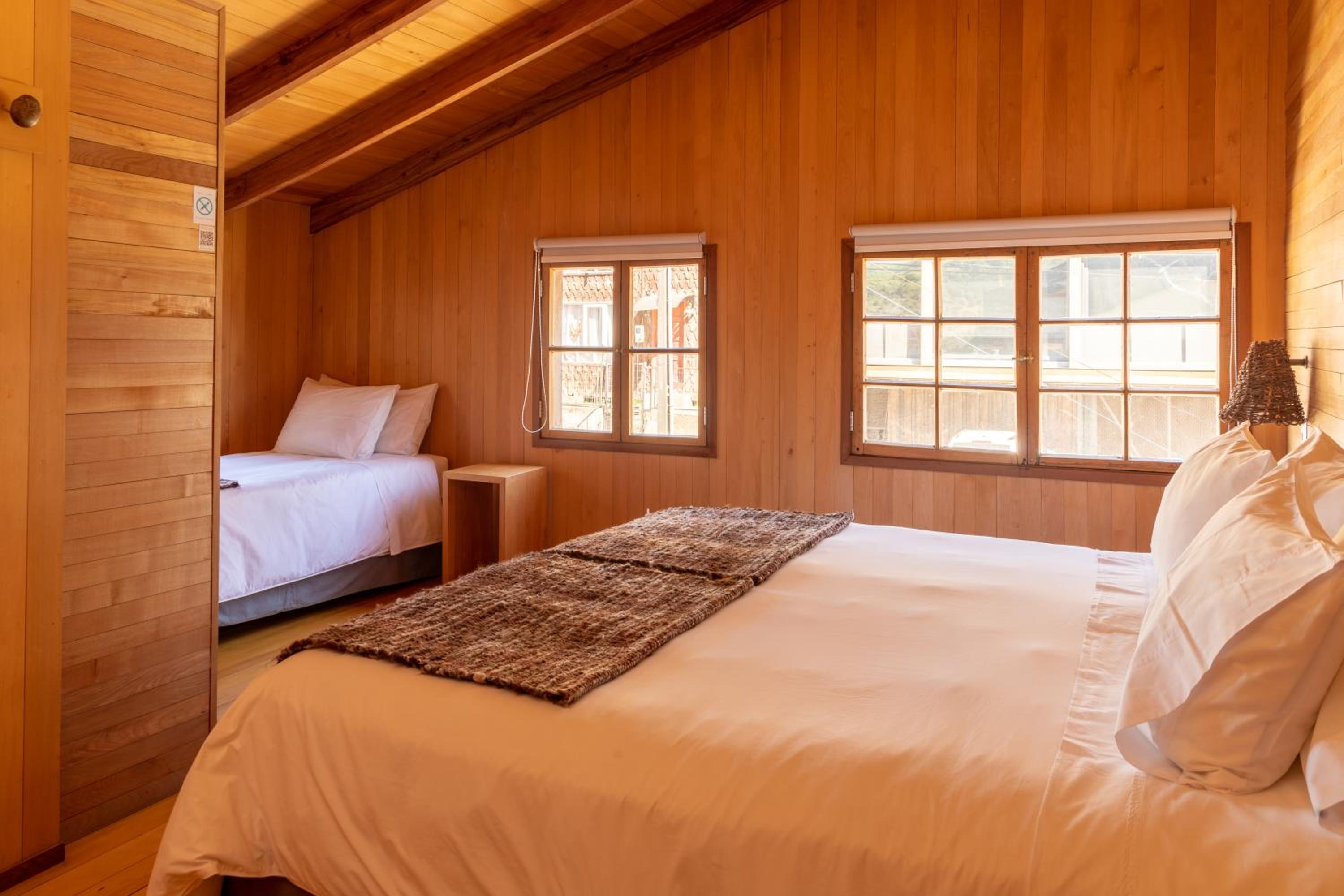 Double or Twin Room with City View photo 3