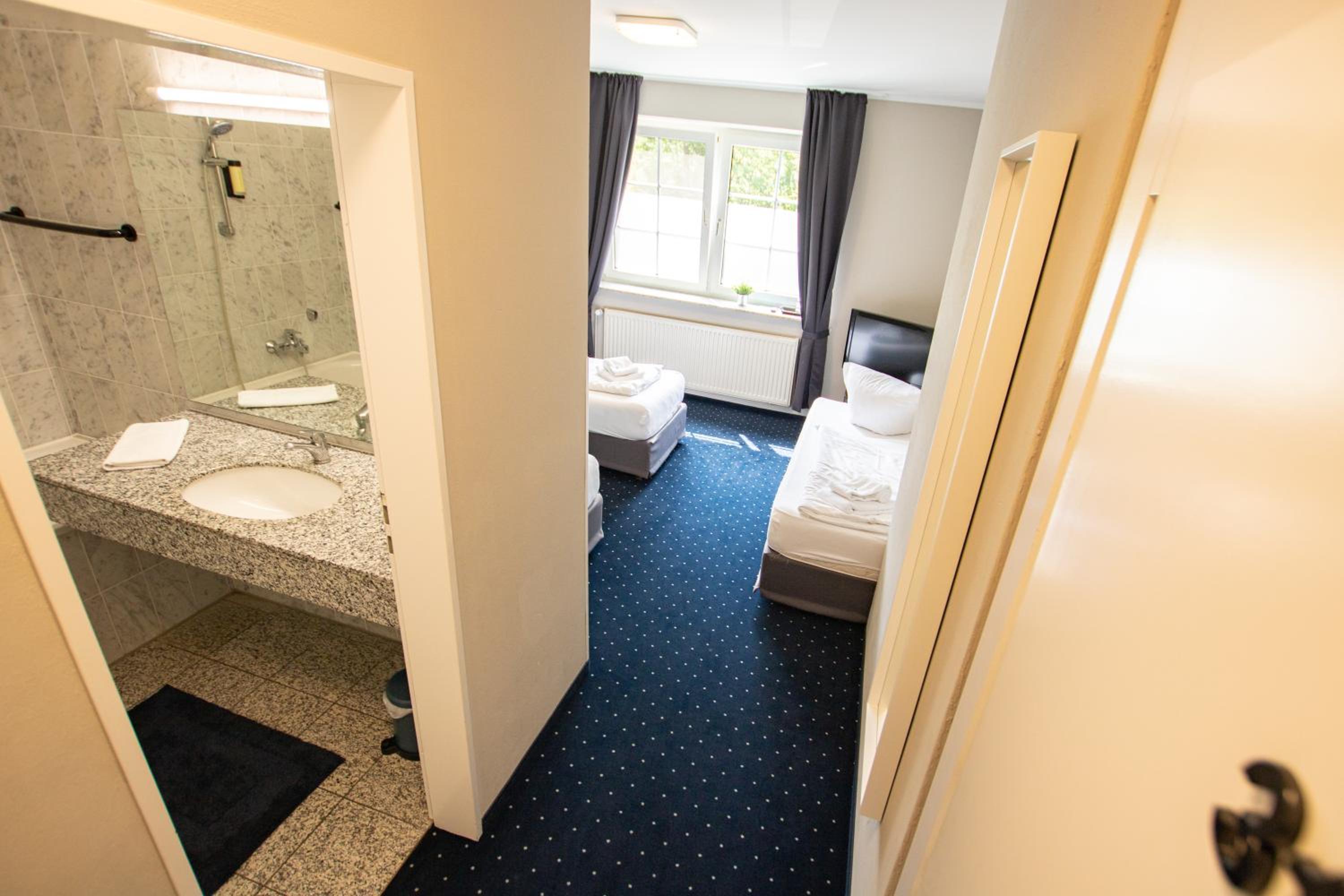 Triple Room photo 3