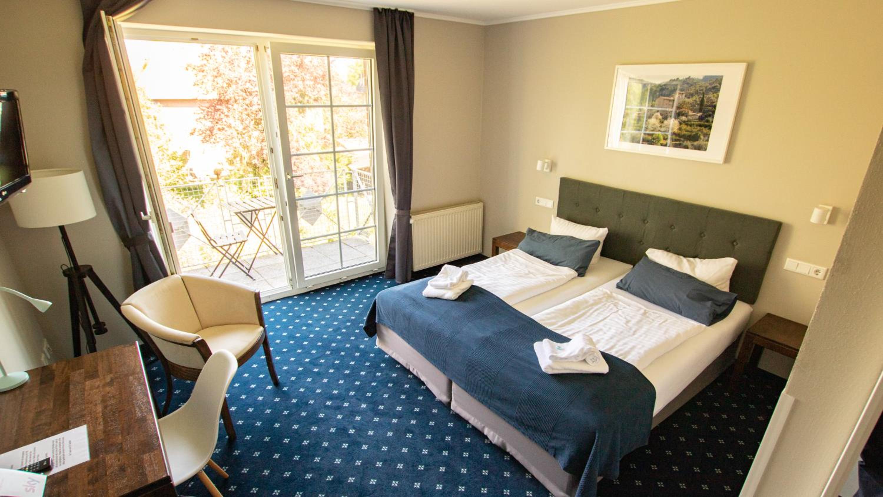 Double Room with Balcony photo 3