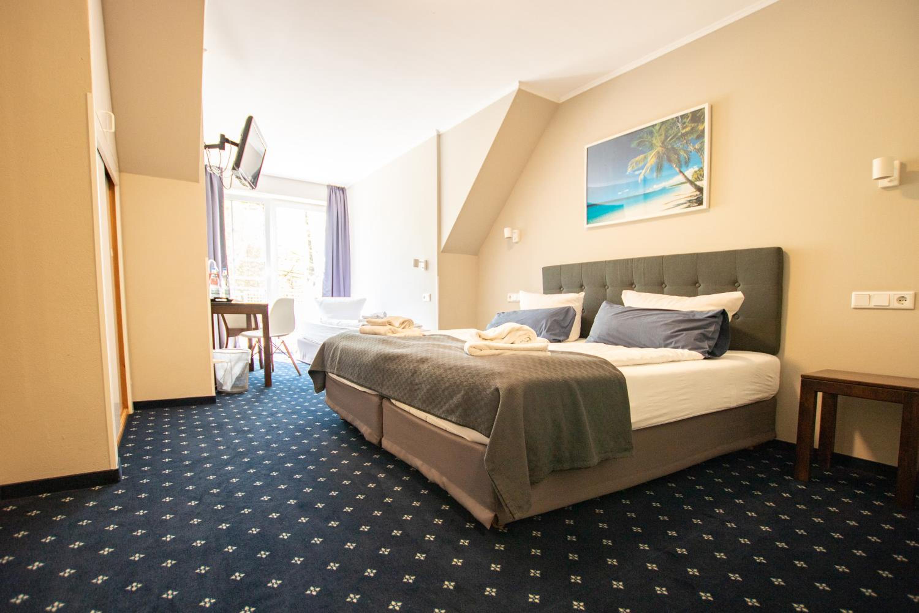 Double Room with Balcony photo 2