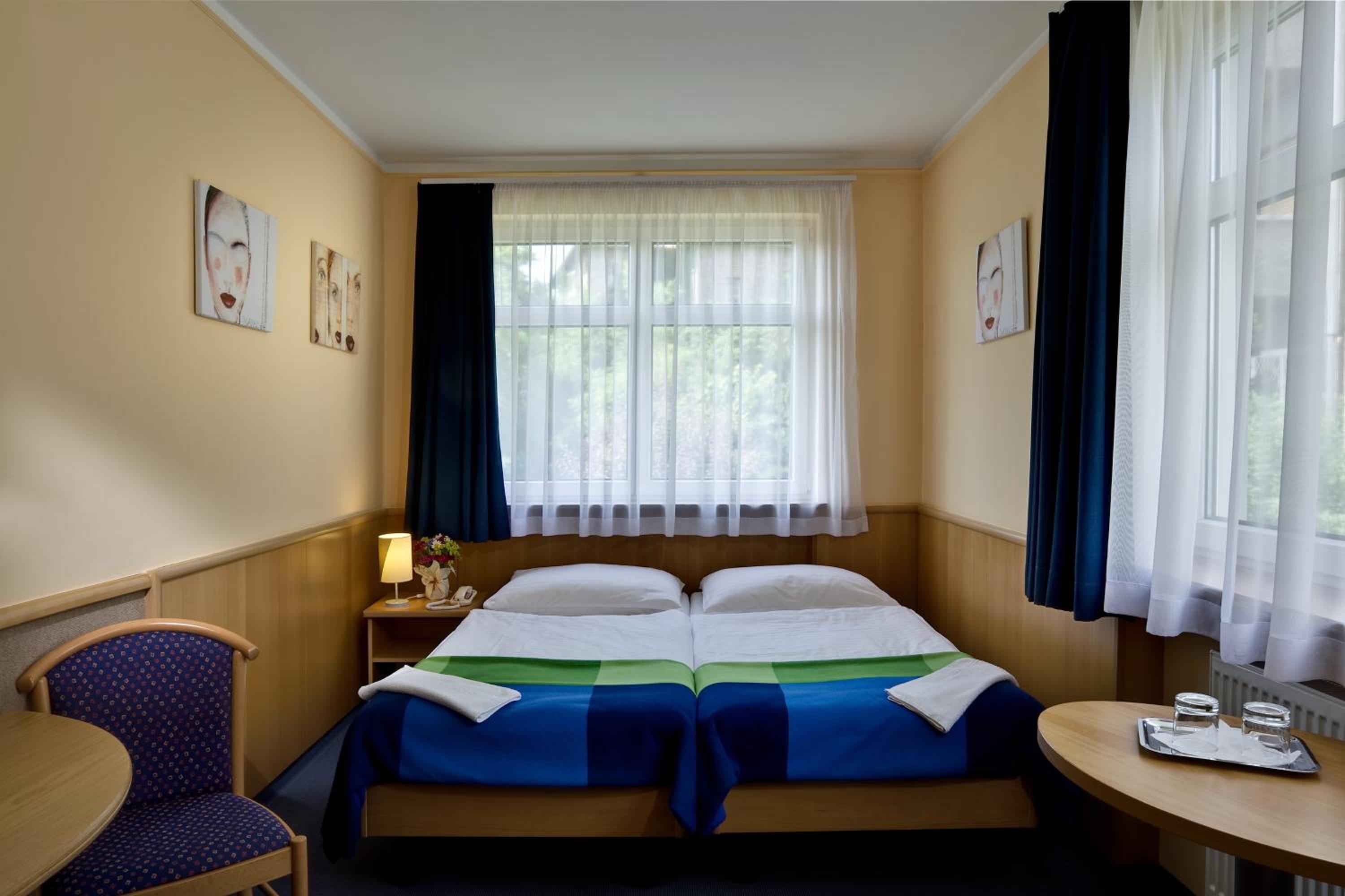 Double Room - Photo 4