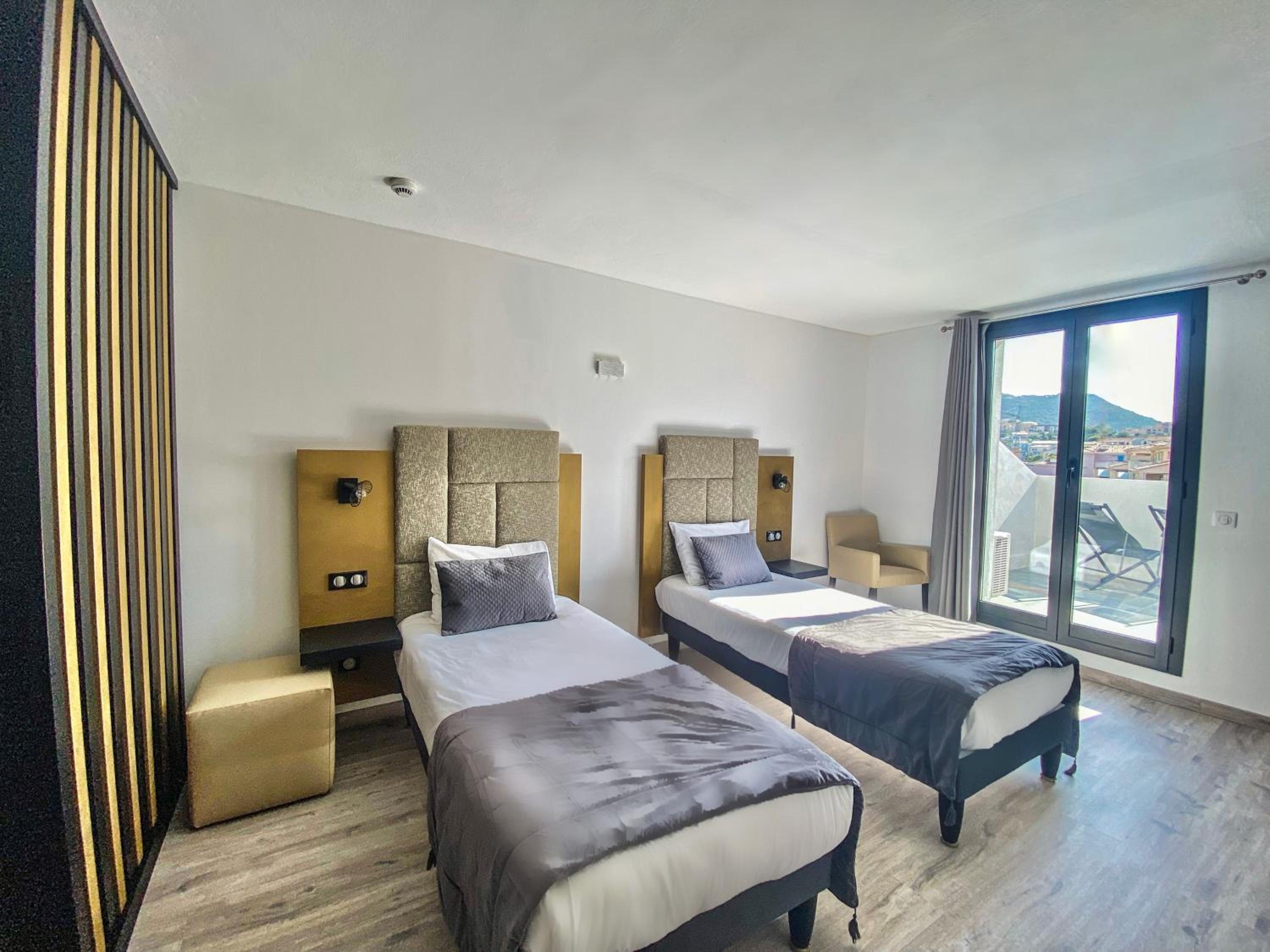 Family Suite - Photo 6