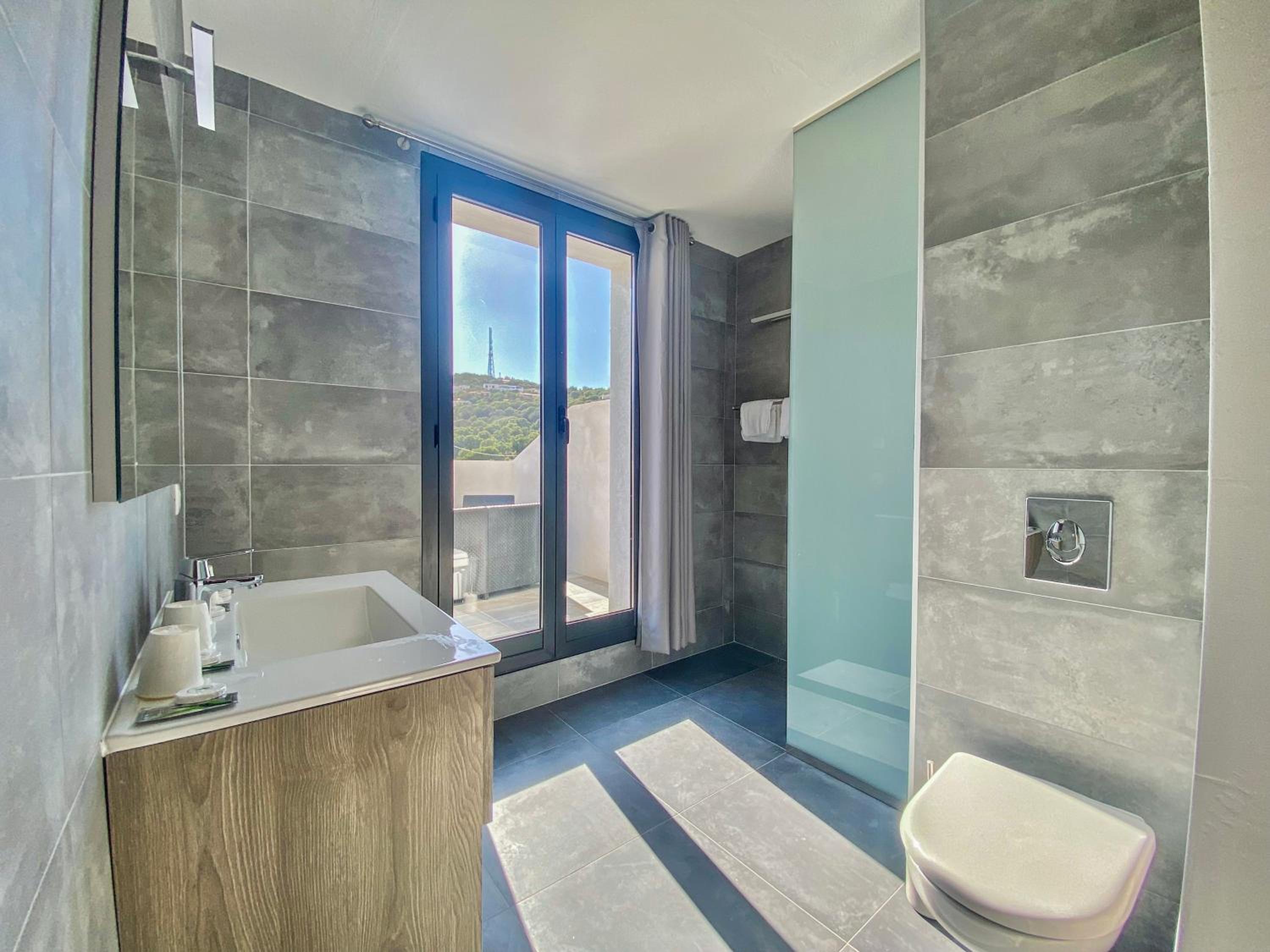 Family Suite - Photo 4