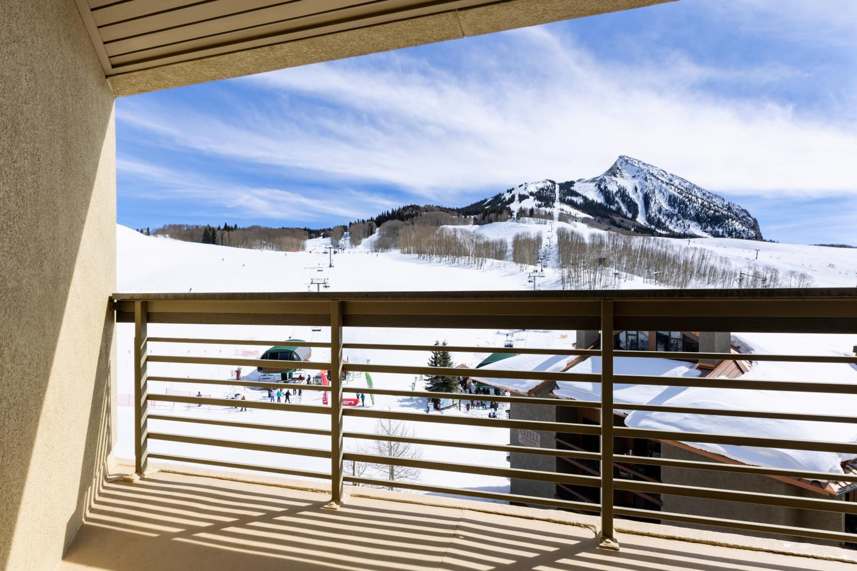 Slopeside View Junior Suite - Photo 8