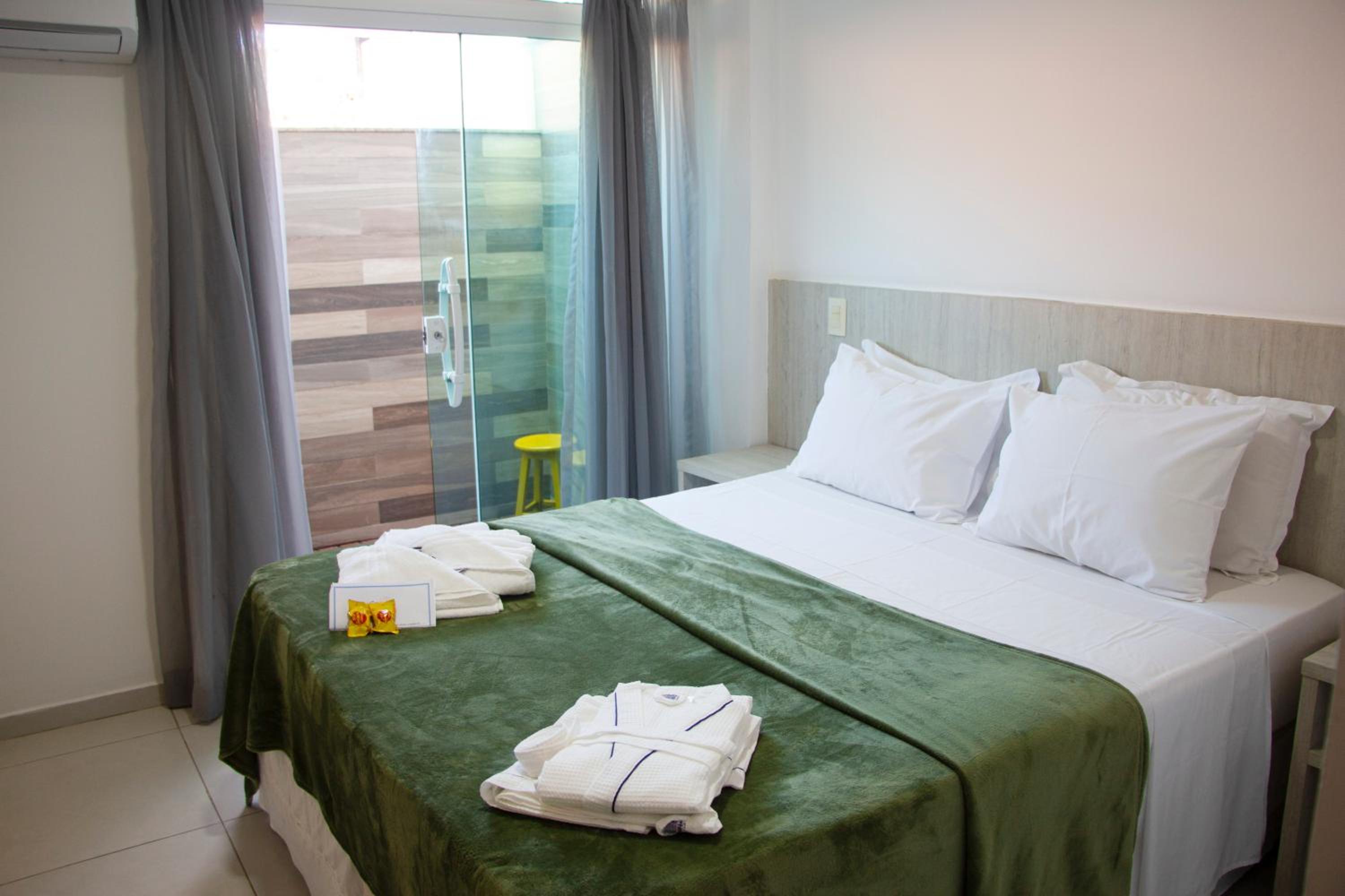 Double Room with Spa Bath photo 2