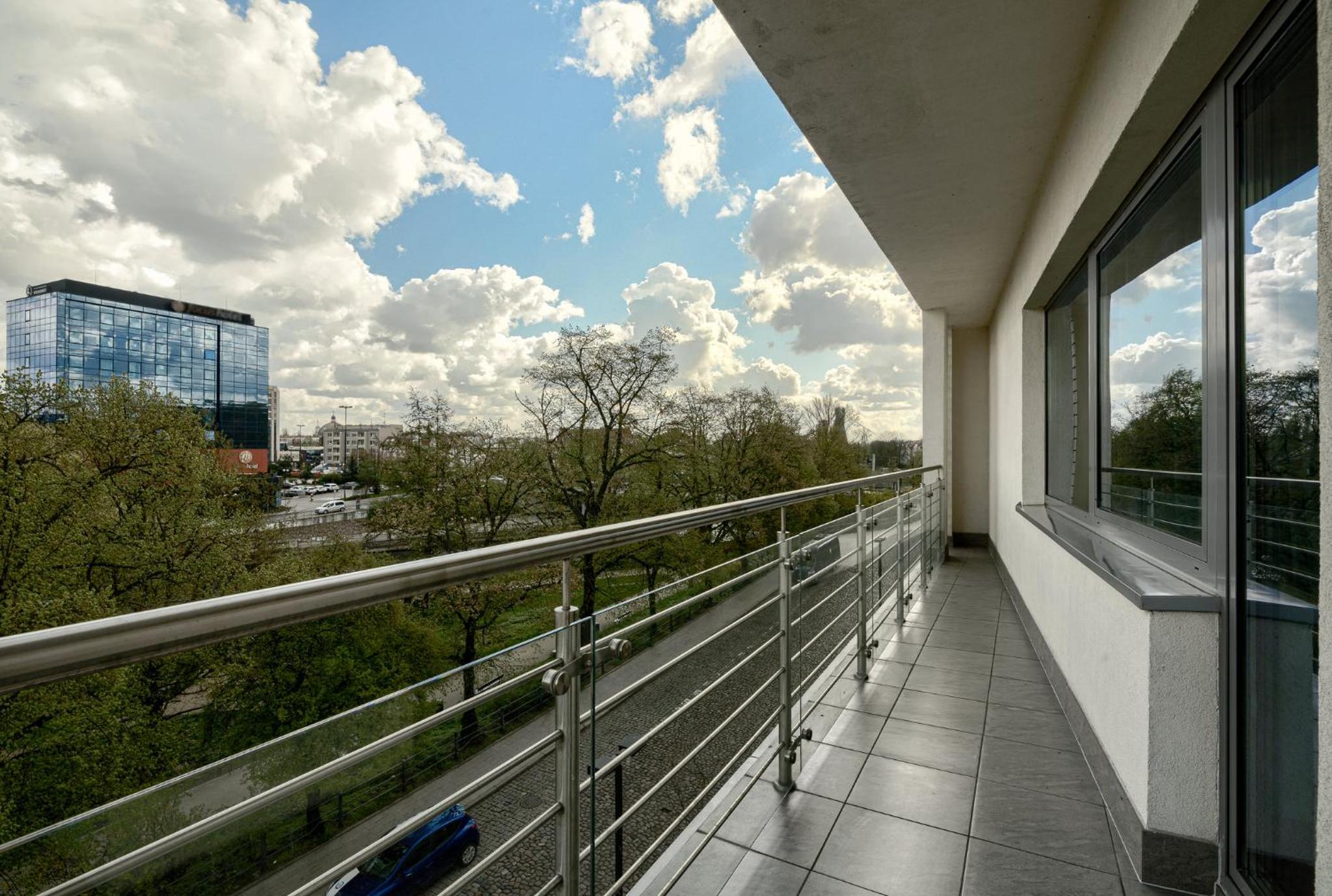 Premium King Room with River View - Photo 7