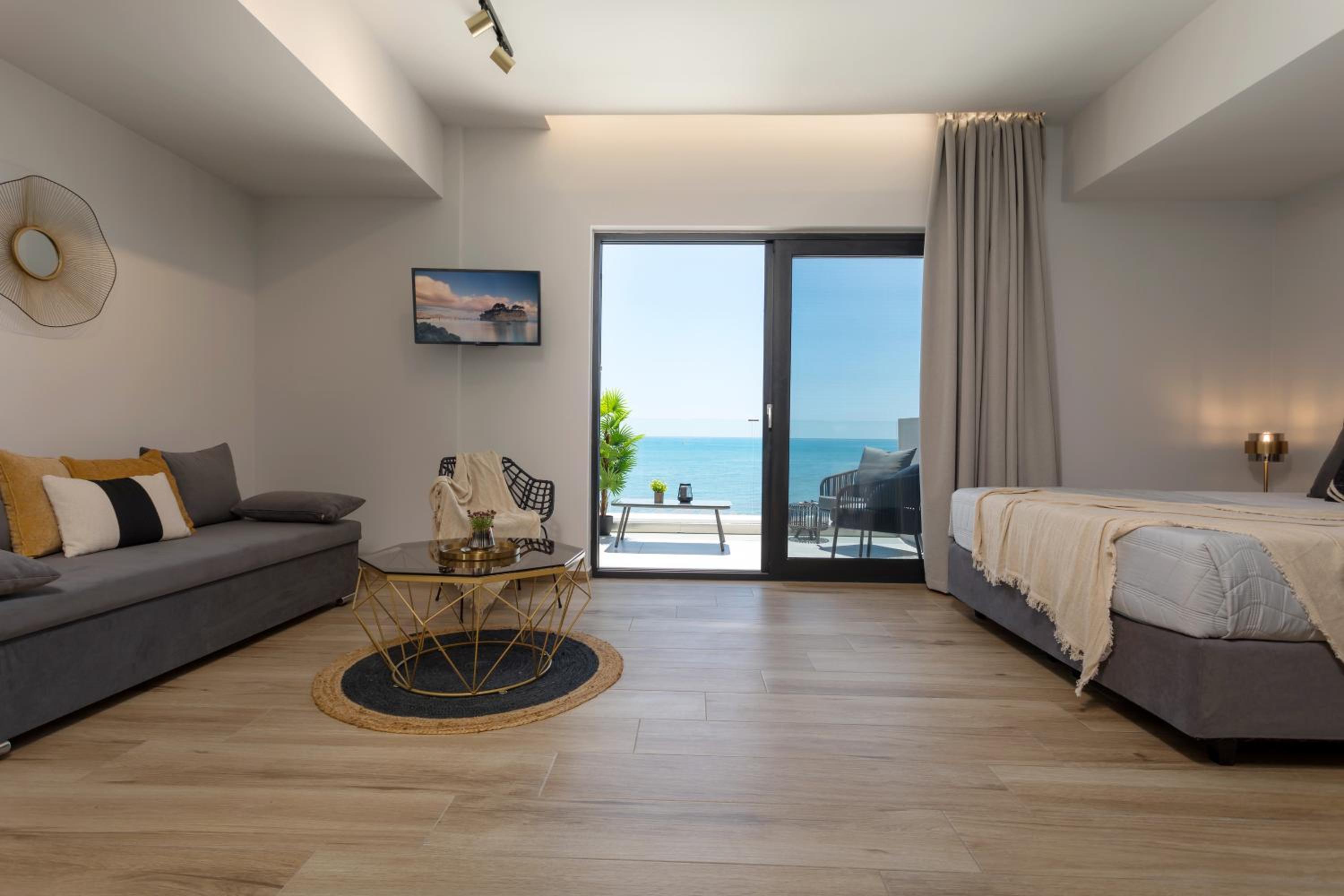 Superior Suite with Sea View