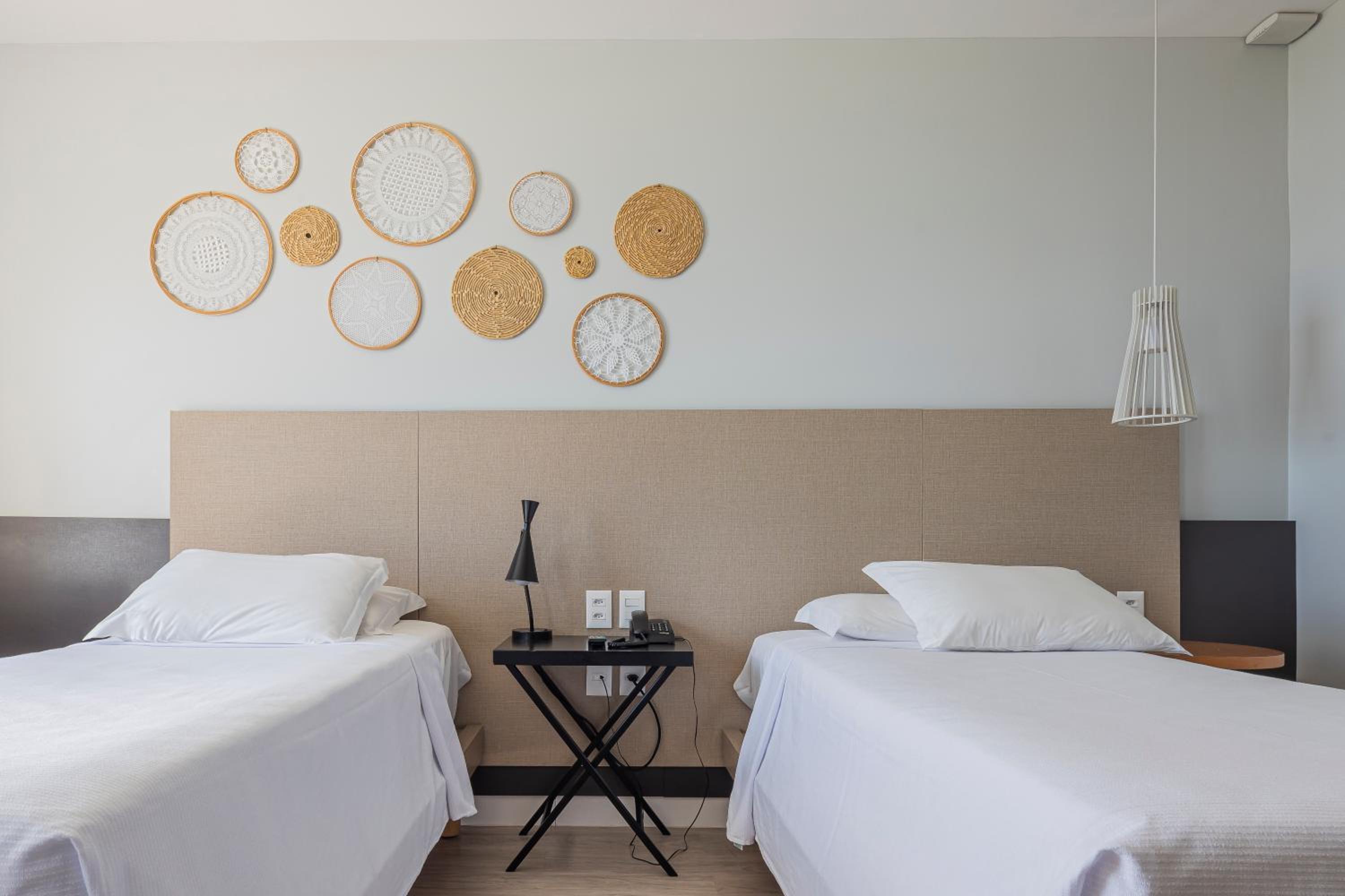 Superior Twin Room with Sea View - Photo 2