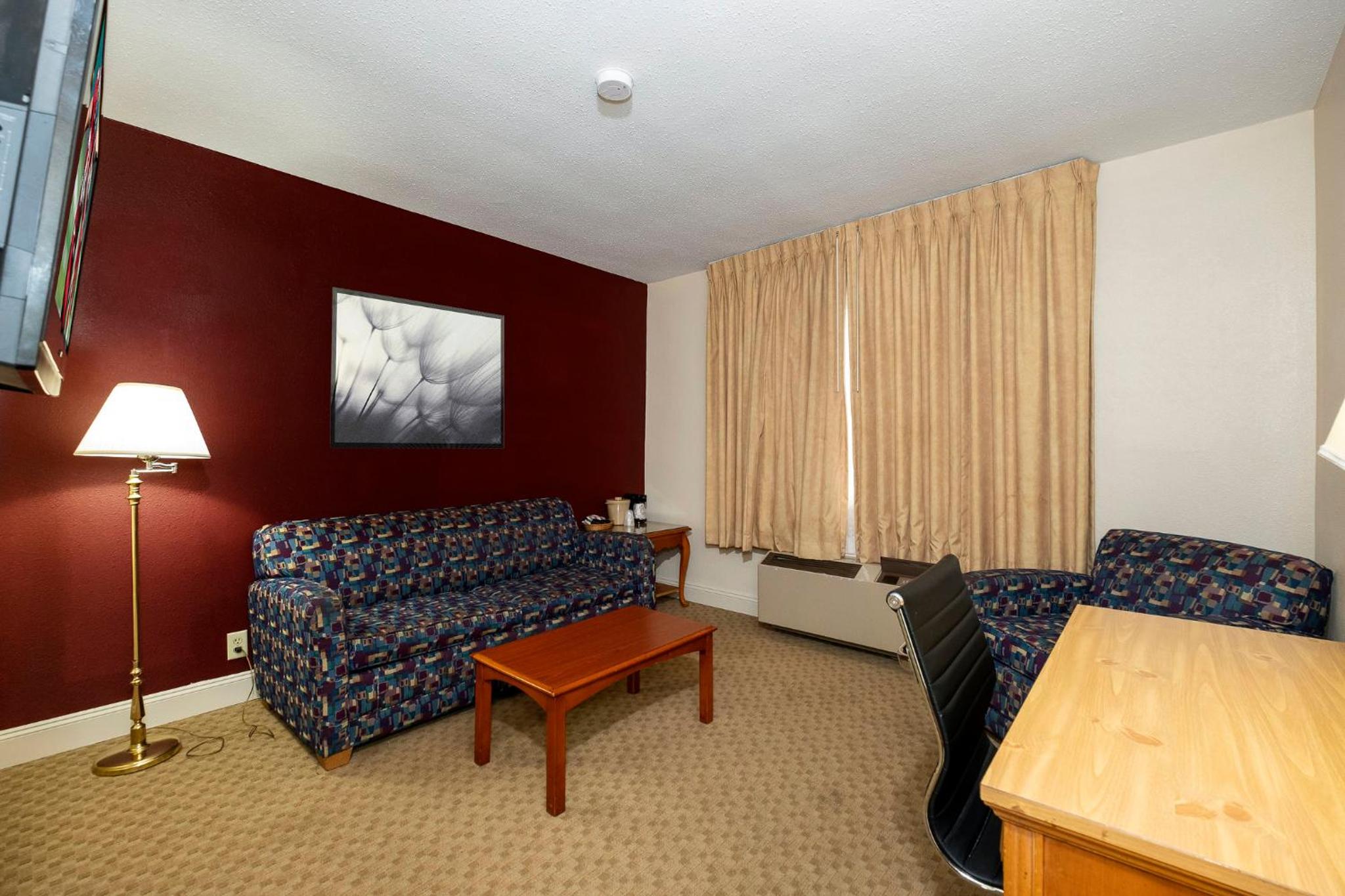 Suite With Two Double Beds Non-Smoking