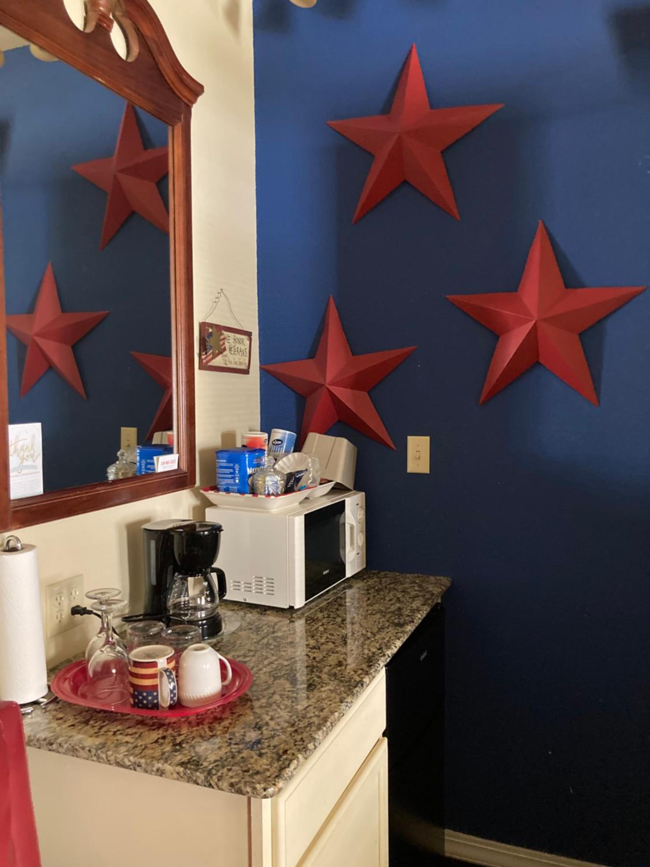Fourth of July at All Seasons Inn photo 2