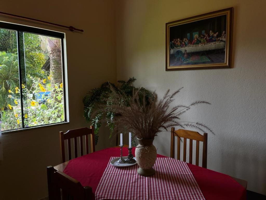 Four-Bedroom House photo 2