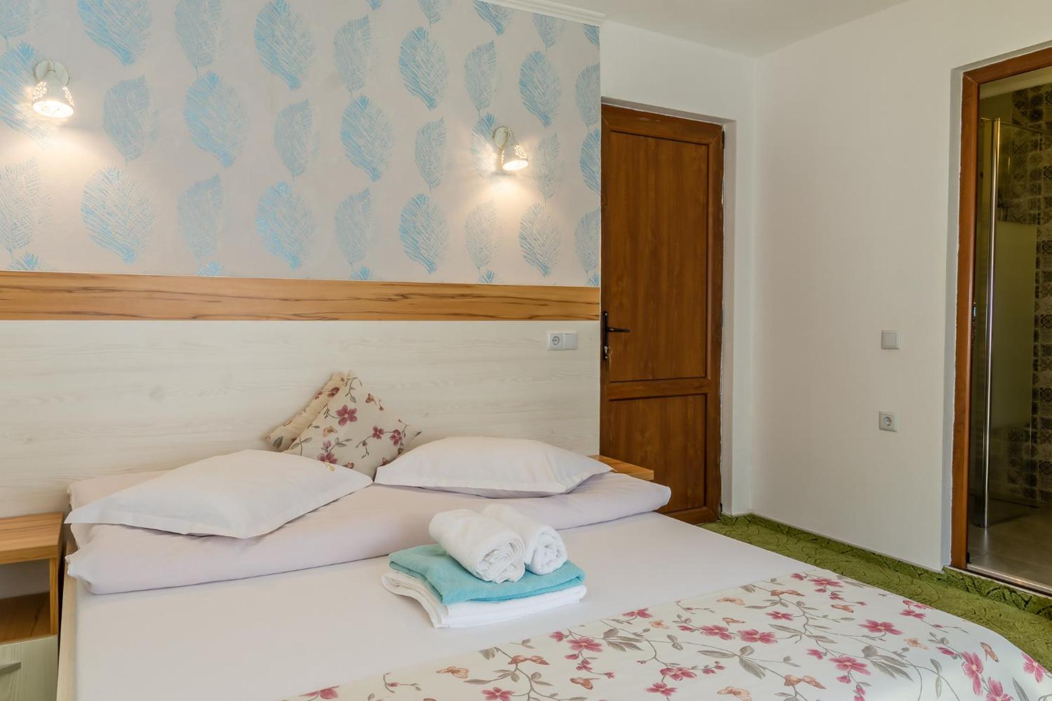 Standard Double Room photo 2
