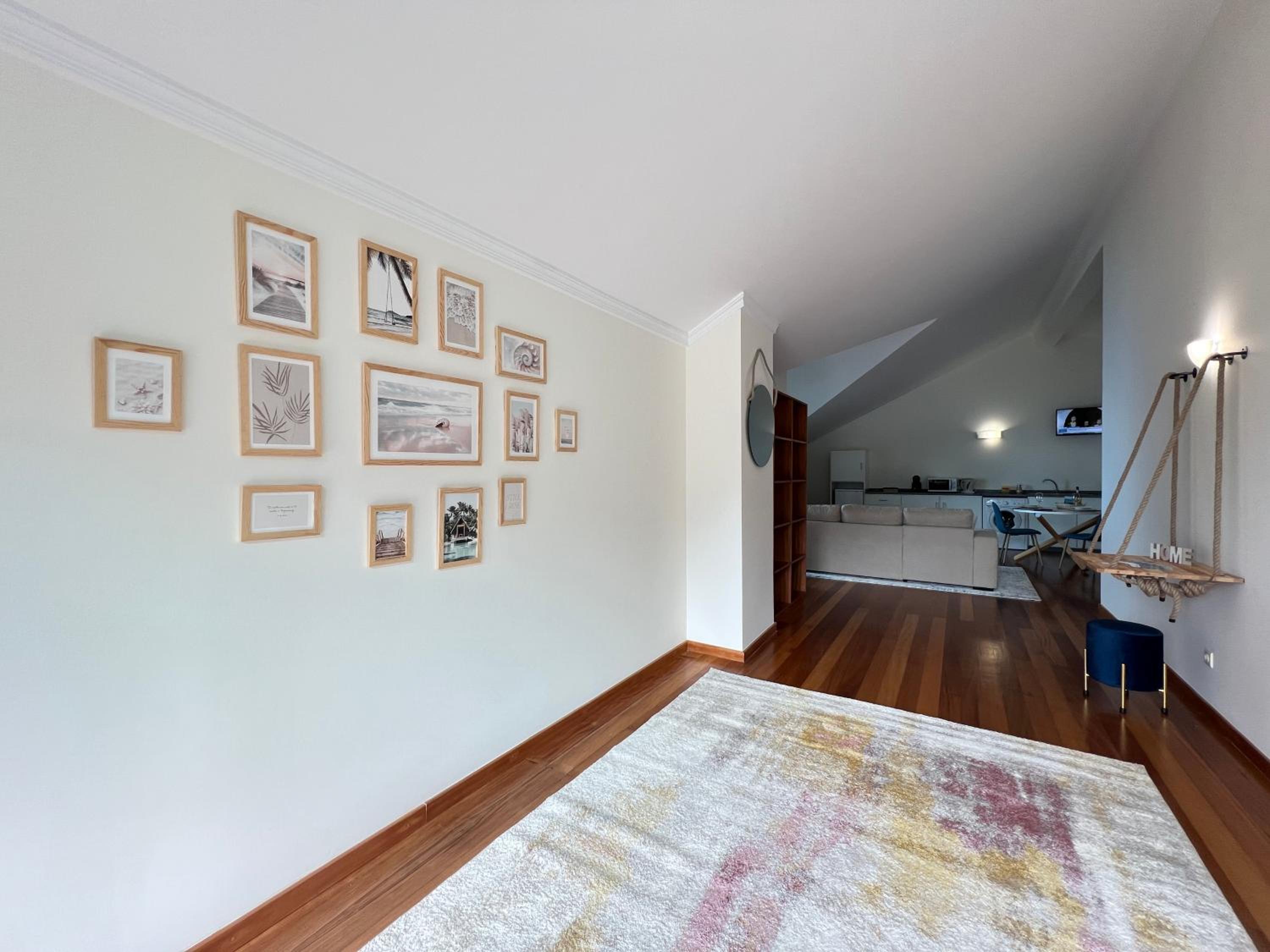 Penthouse Apartment - Photo 2