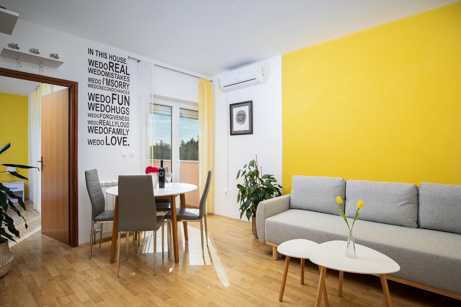 Apartment - Photo 9