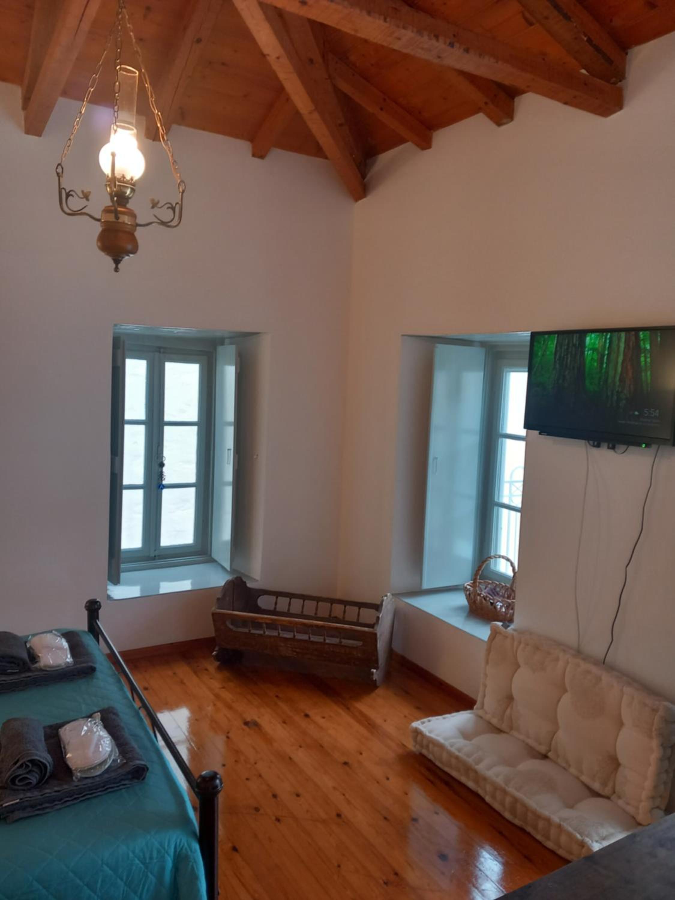 One-Bedroom Apartment photo 2
