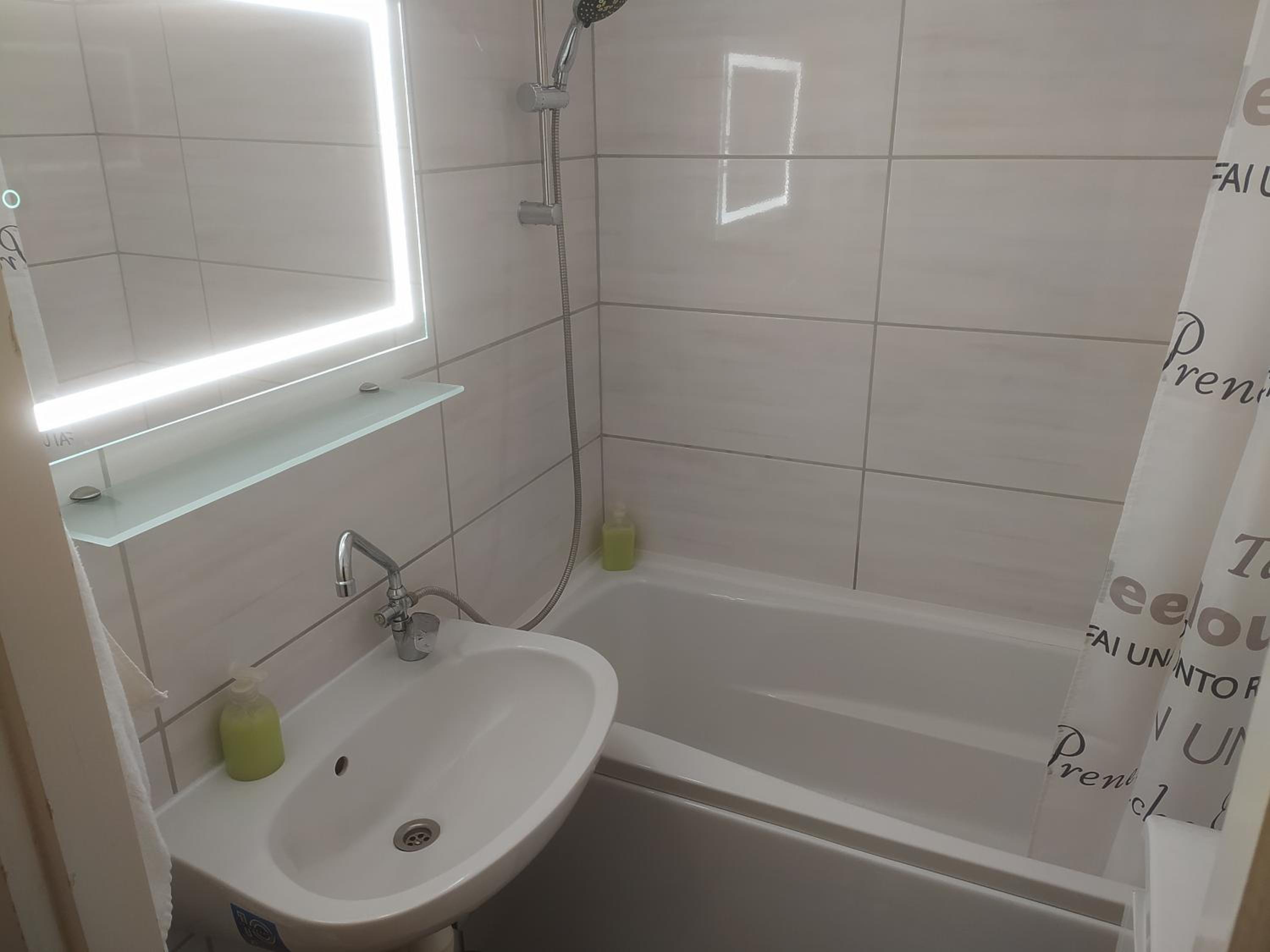 Two-Bedroom Apartment - Photo 16