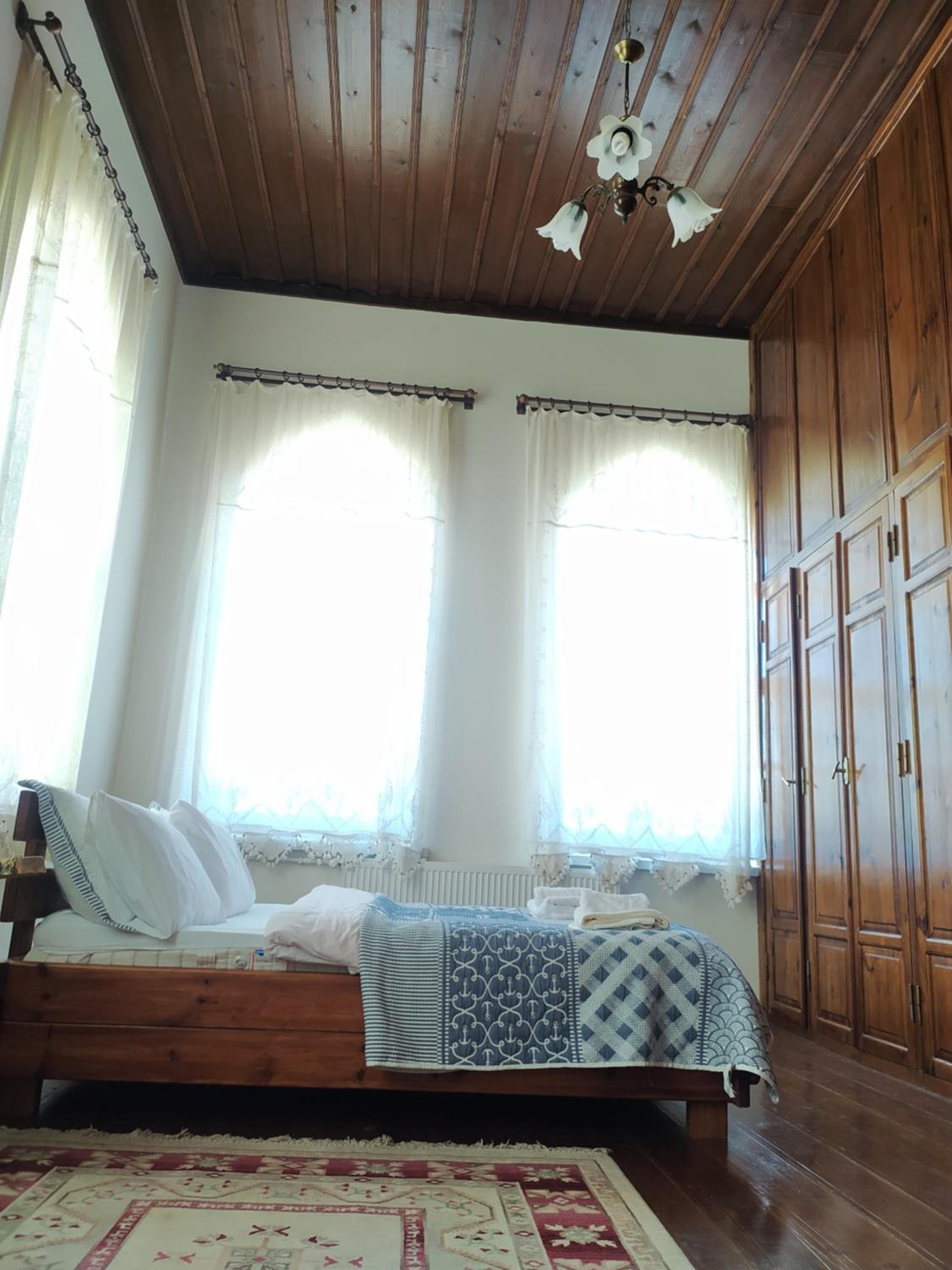 Double or Twin Room with Private Bathroom photo 2