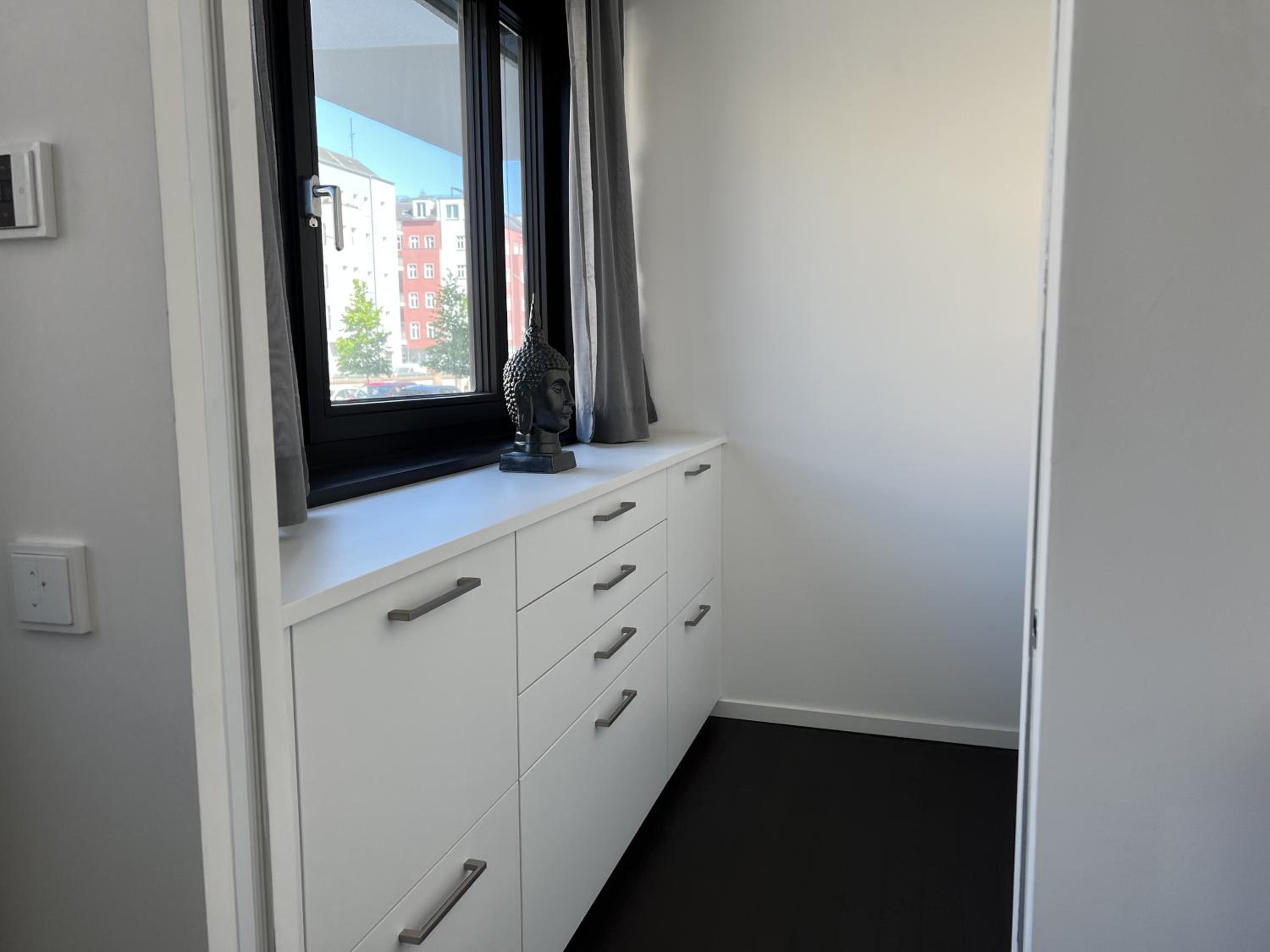 One-Bedroom Apartment photo 3