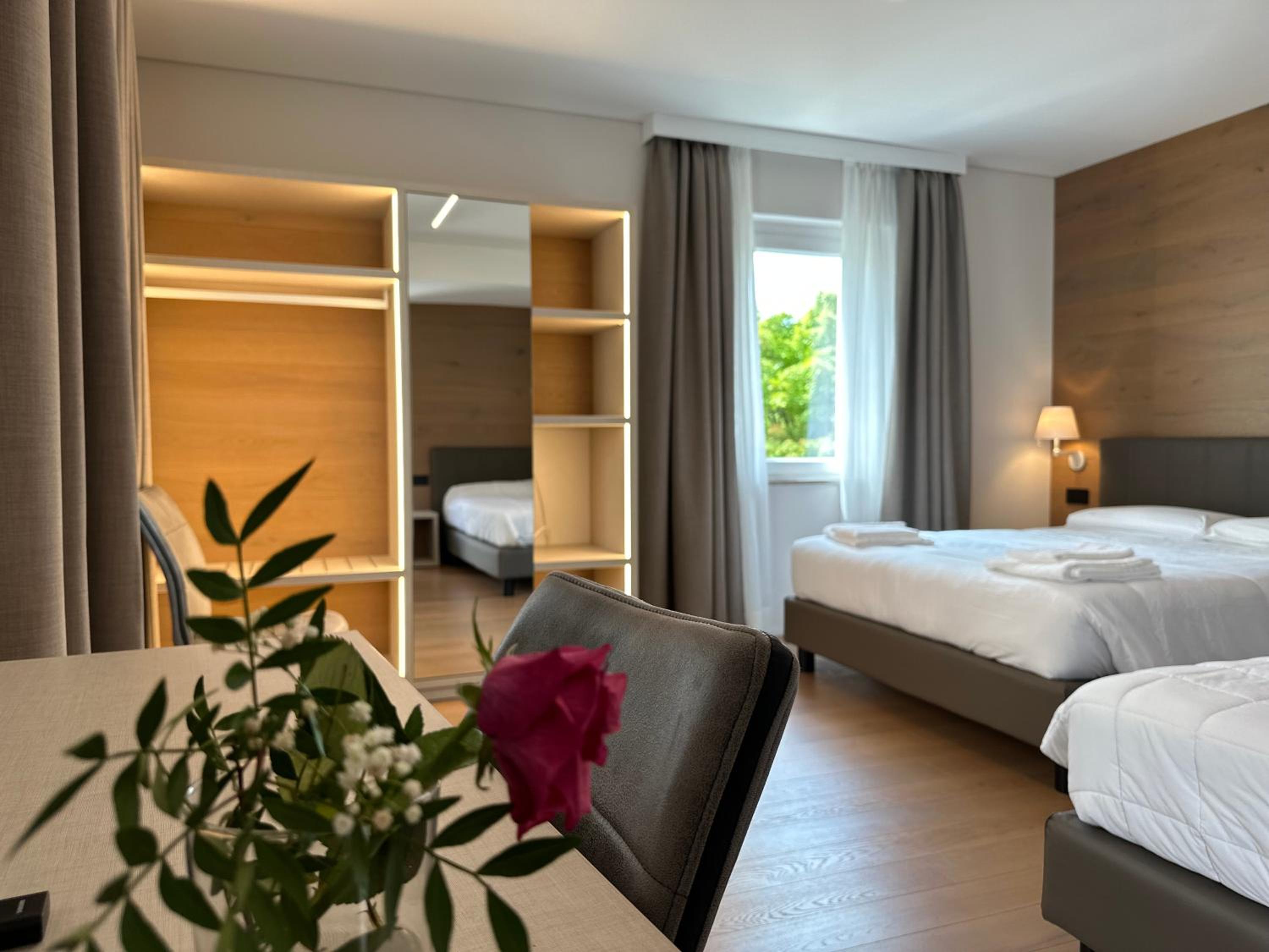 Superior Triple Room photo 2