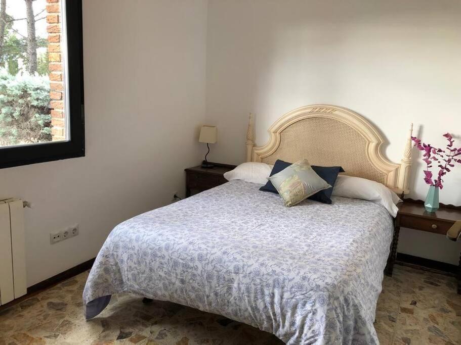 Casa de cuatro habitaciones
