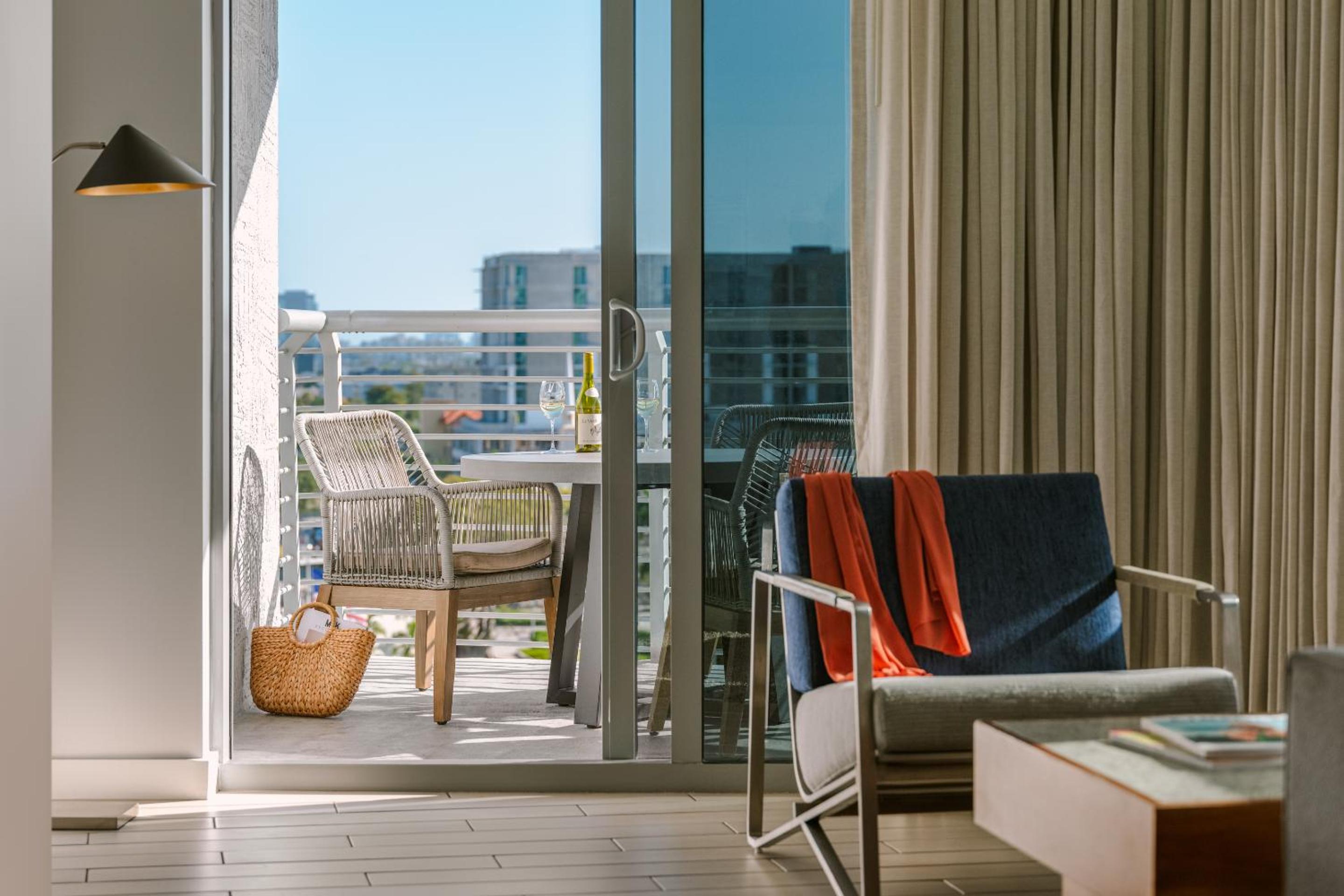 King Suite With Balcony photo 2
