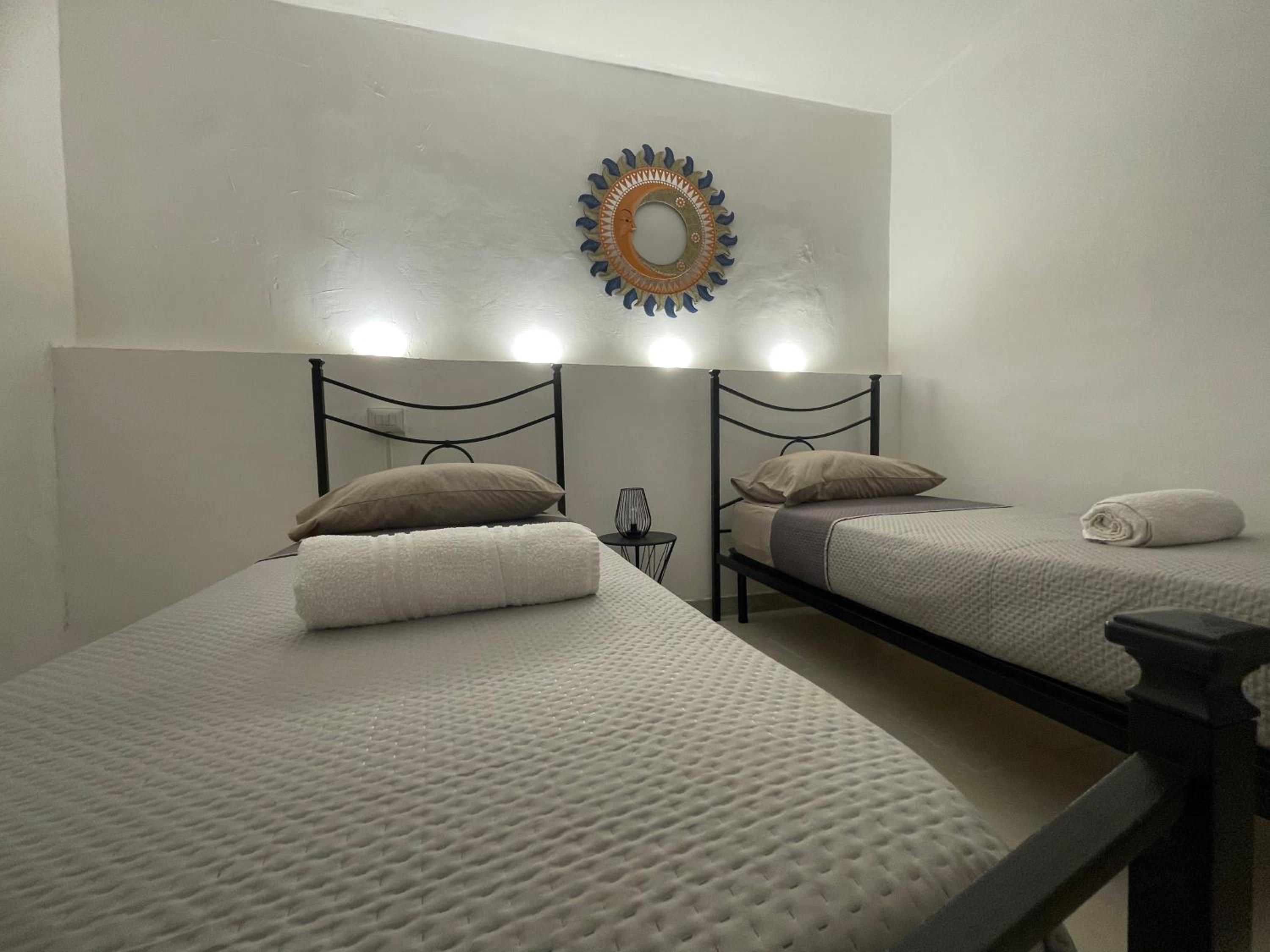 Two-Bedroom Apartment - Photo 7