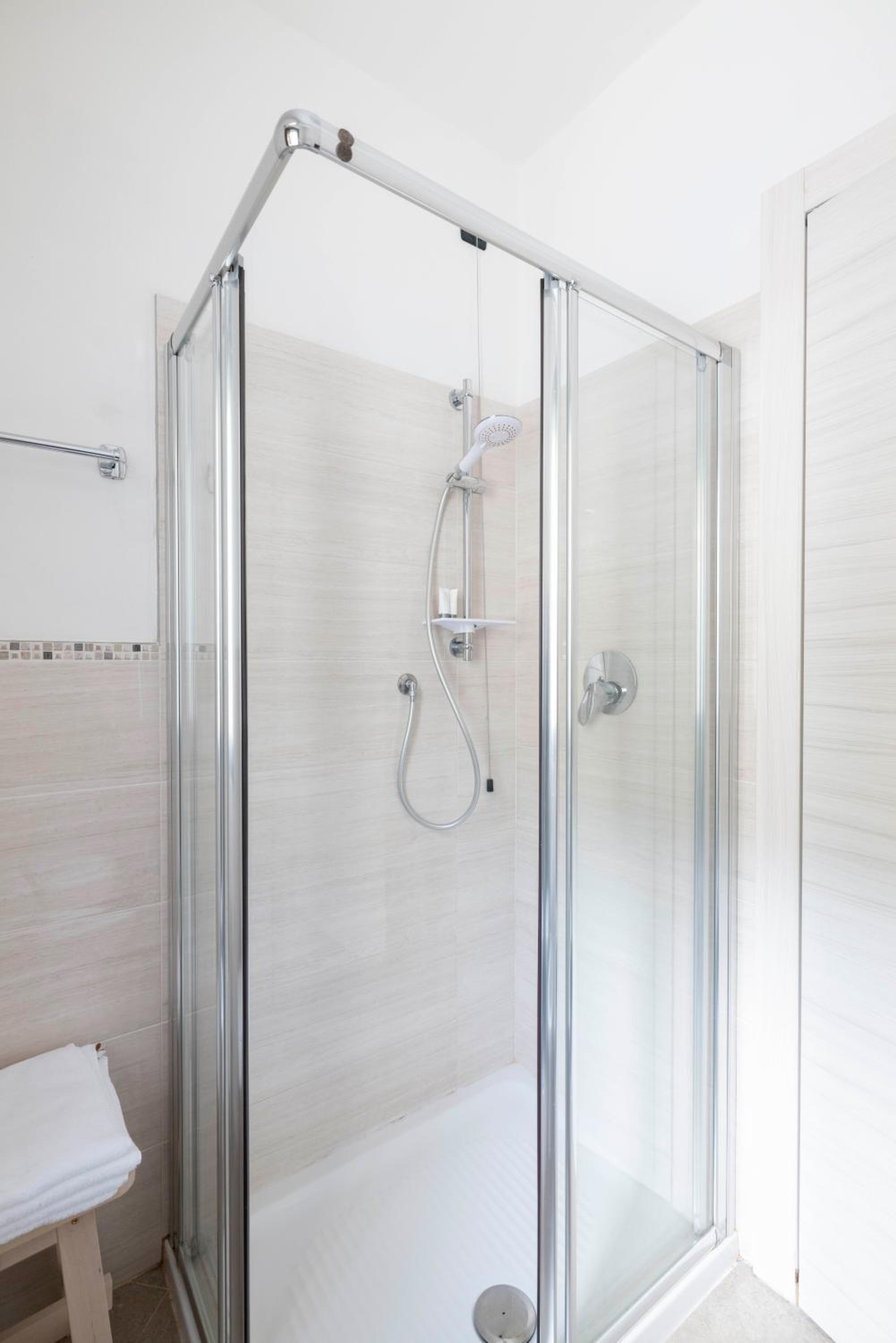Twin Room with Balcony photo 2