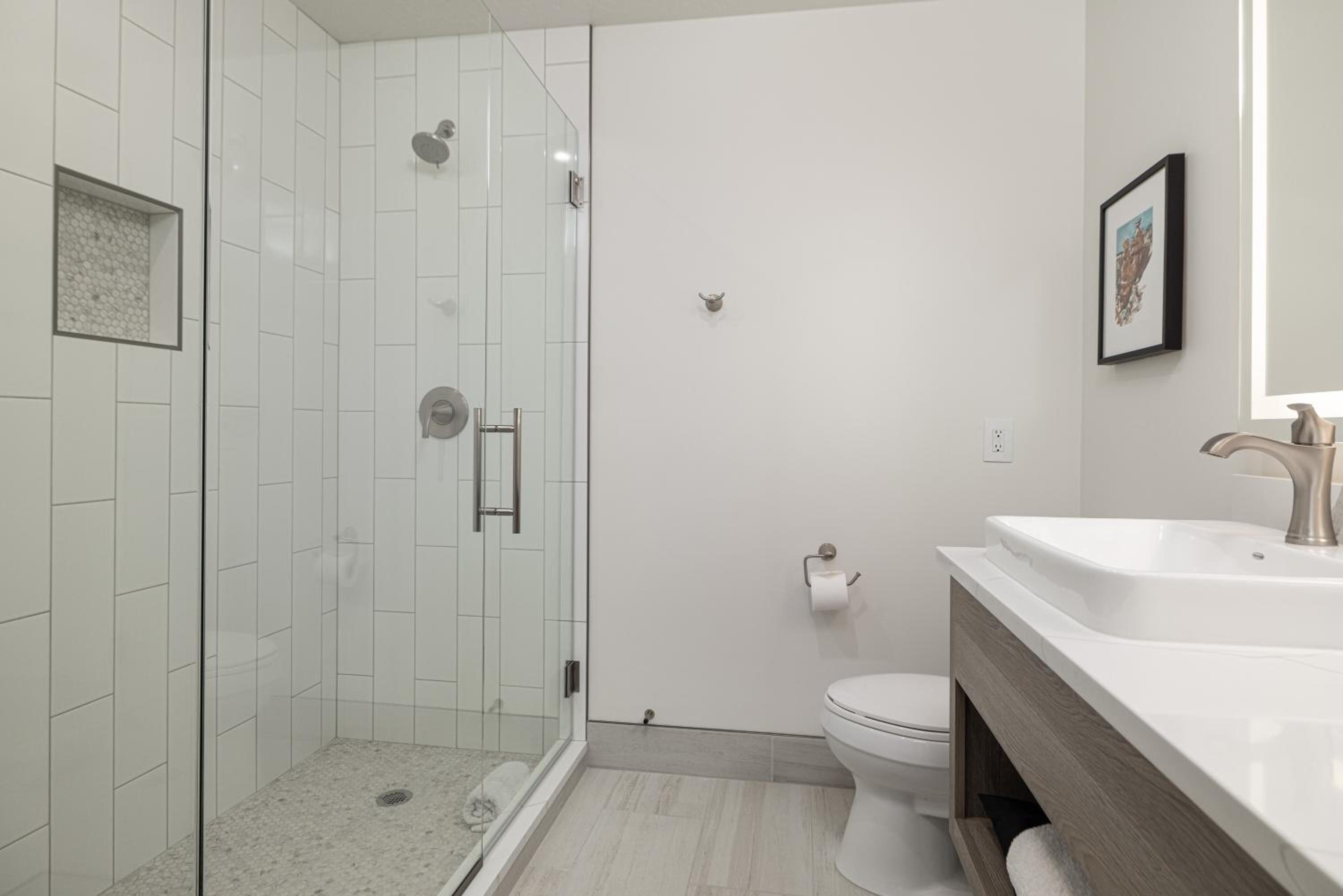 Signature Two Queens - 1st floor  - Photo 4