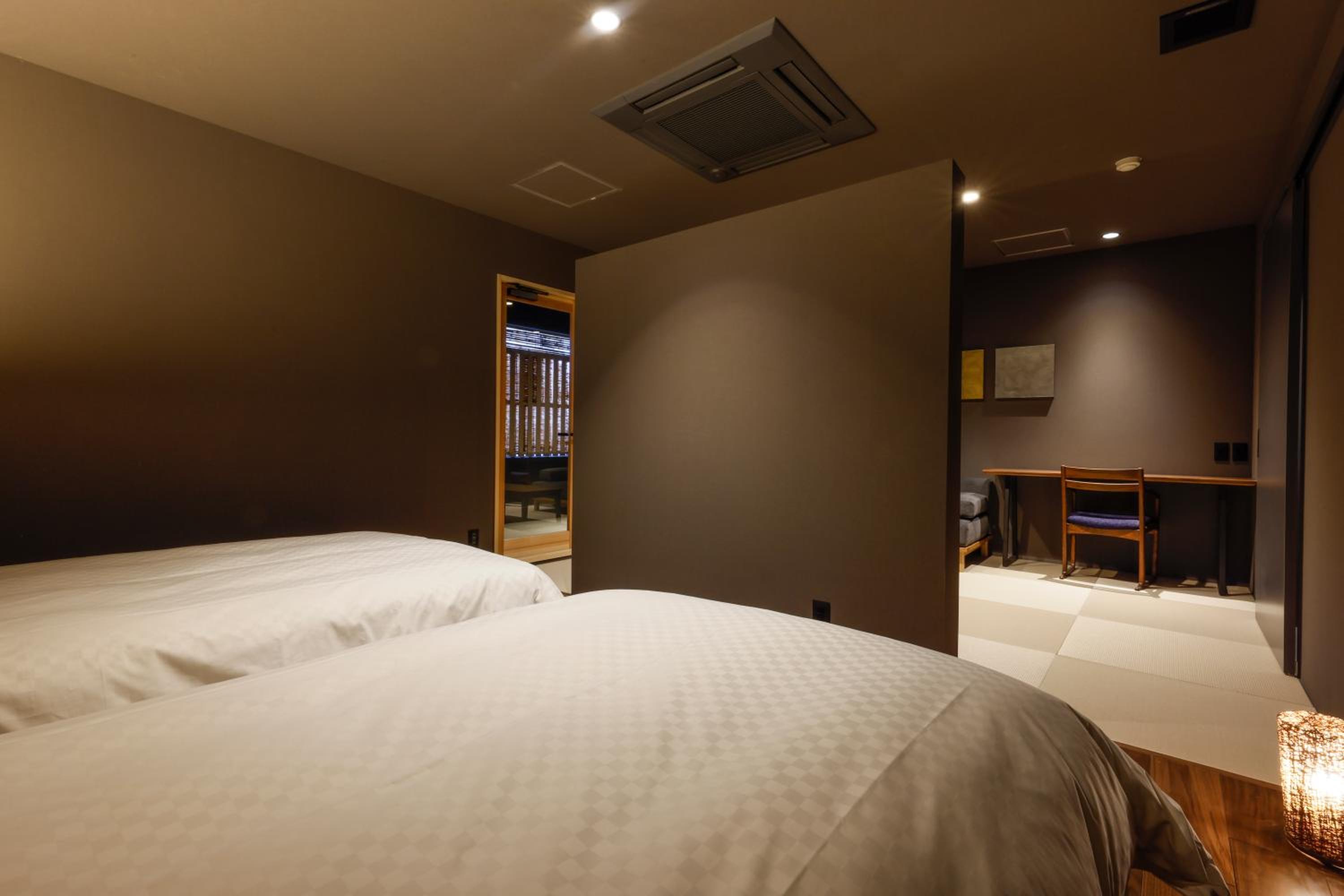 Japanese-Style Twin Room with Private Sauna, Open Air Hot Spring【Yuuhi】 - Photo 5