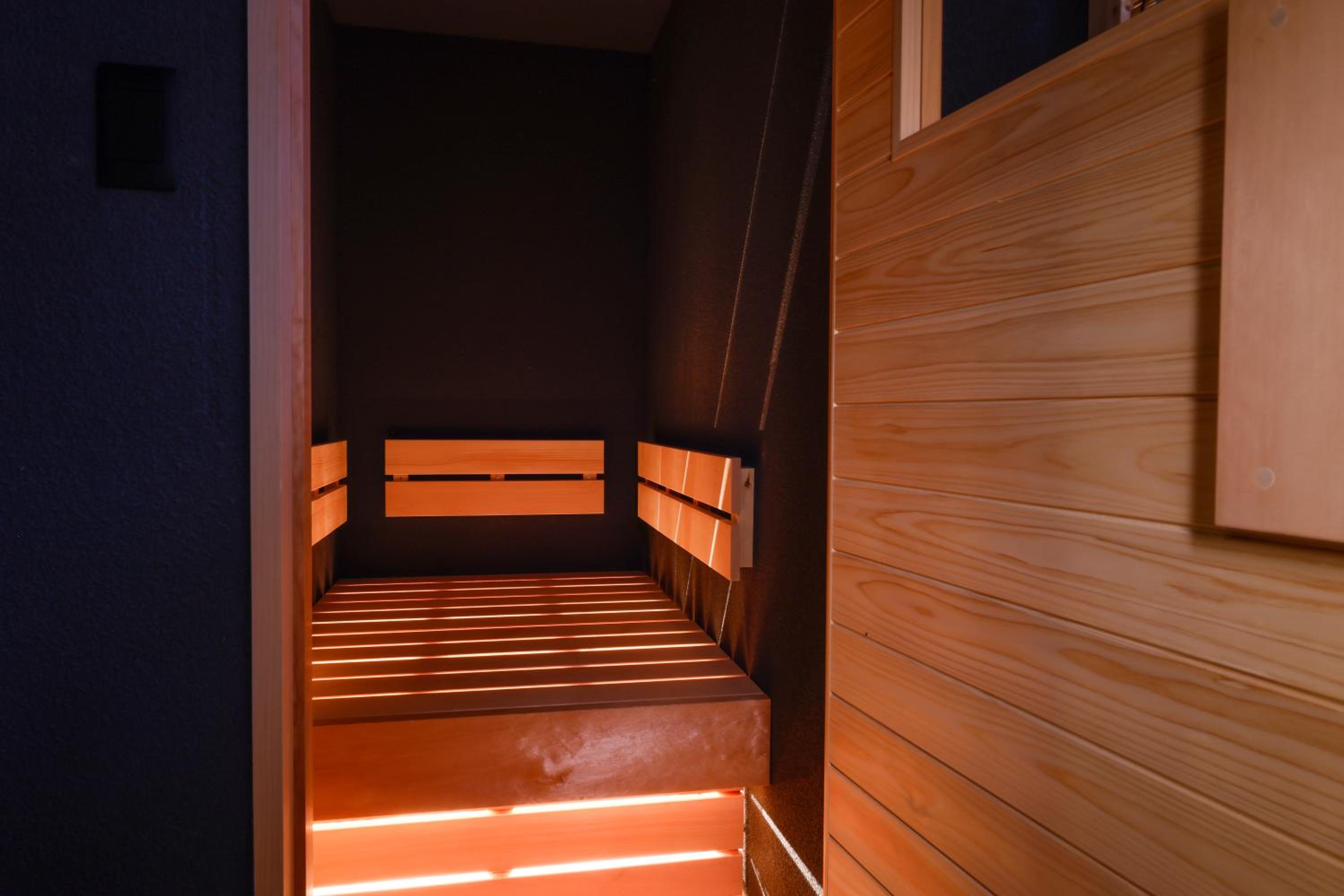 Japanese-Style Twin Room with Private Sauna, Open Air Hot Spring【Yuuhi】 - Photo 4