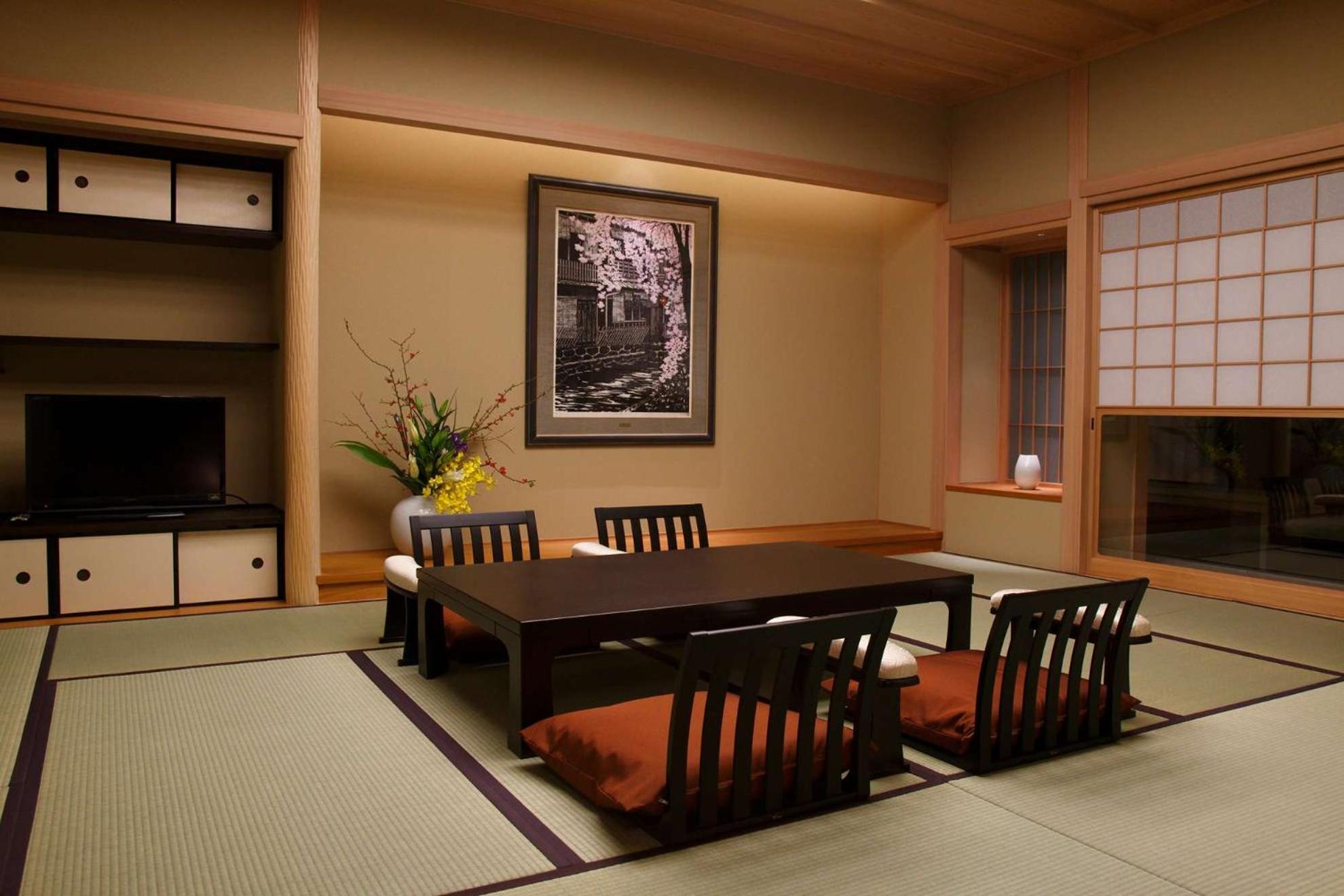 Japanese-Style Room