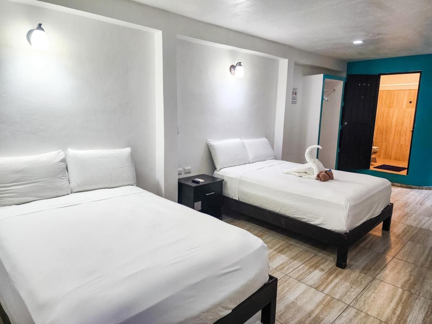 Large Double Room - Photo 8