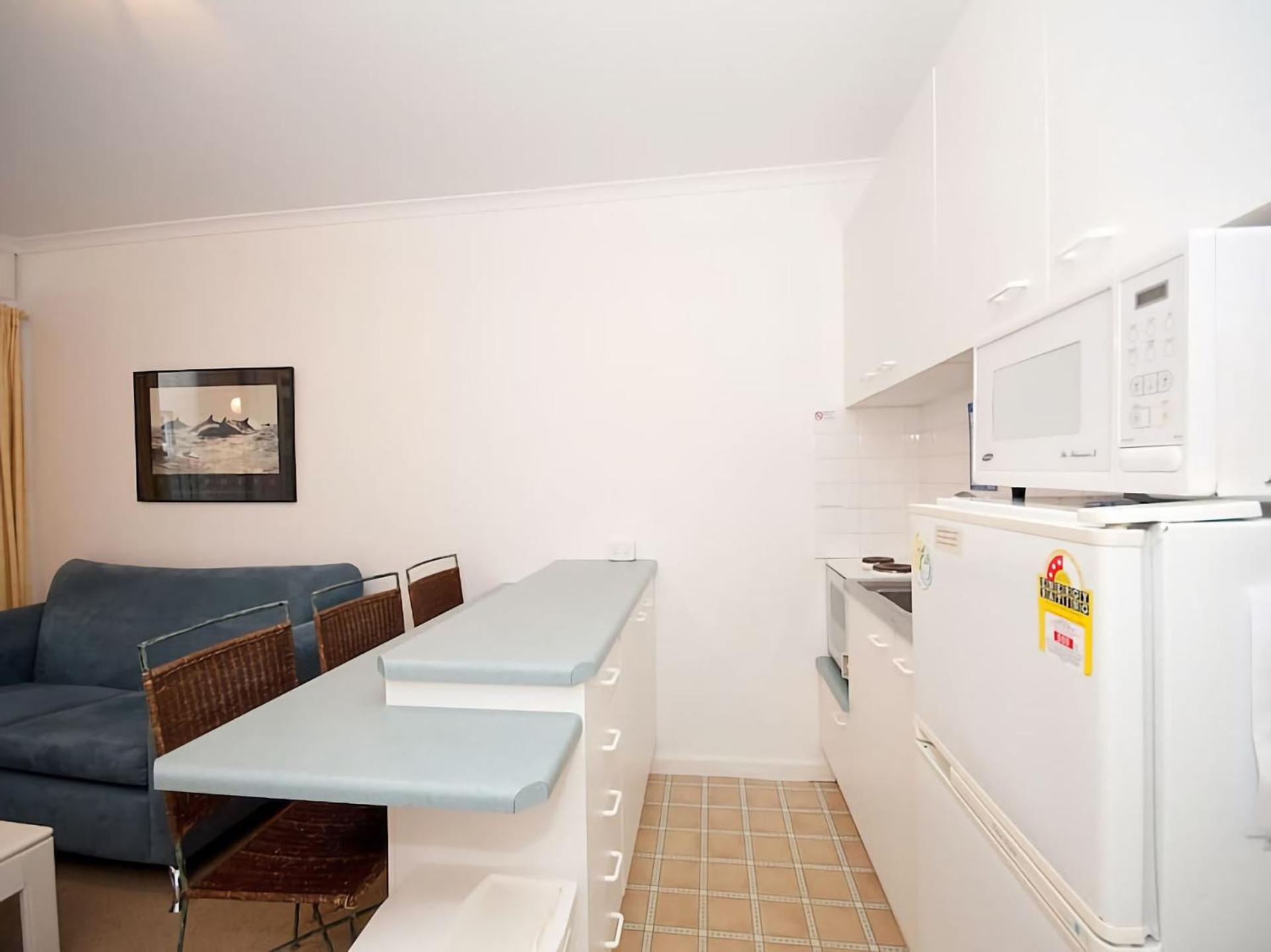Apartment photo 3