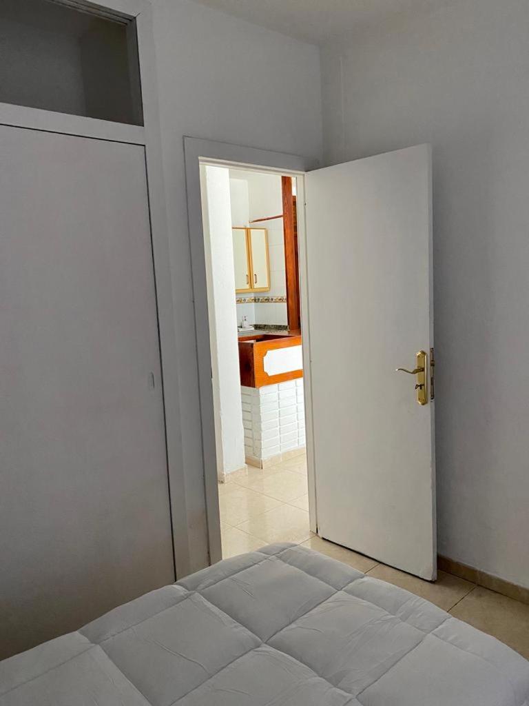 Apartamento con Balcón
