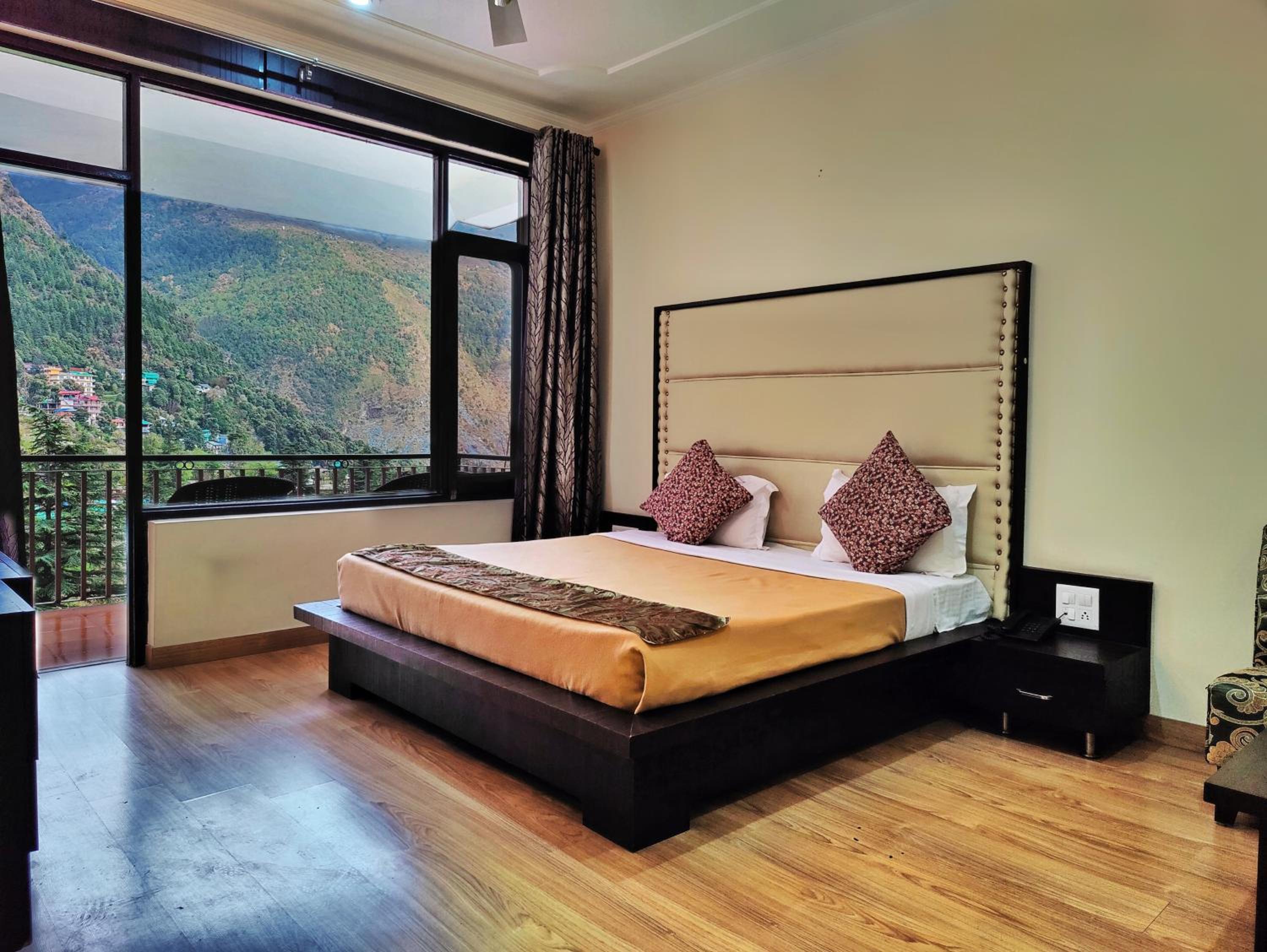 Super Deluxe Double Room