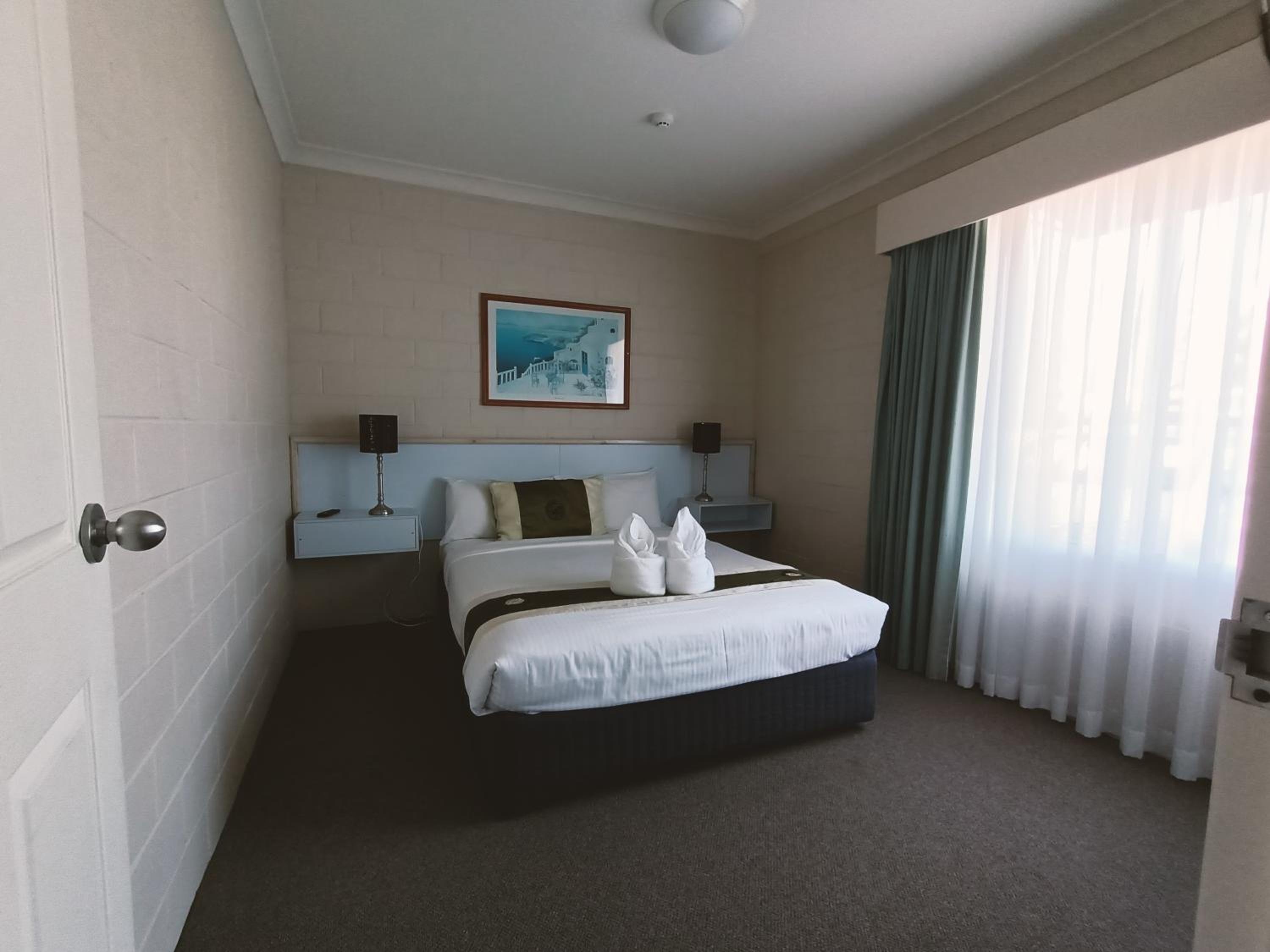 Deluxe Family Suite photo 3