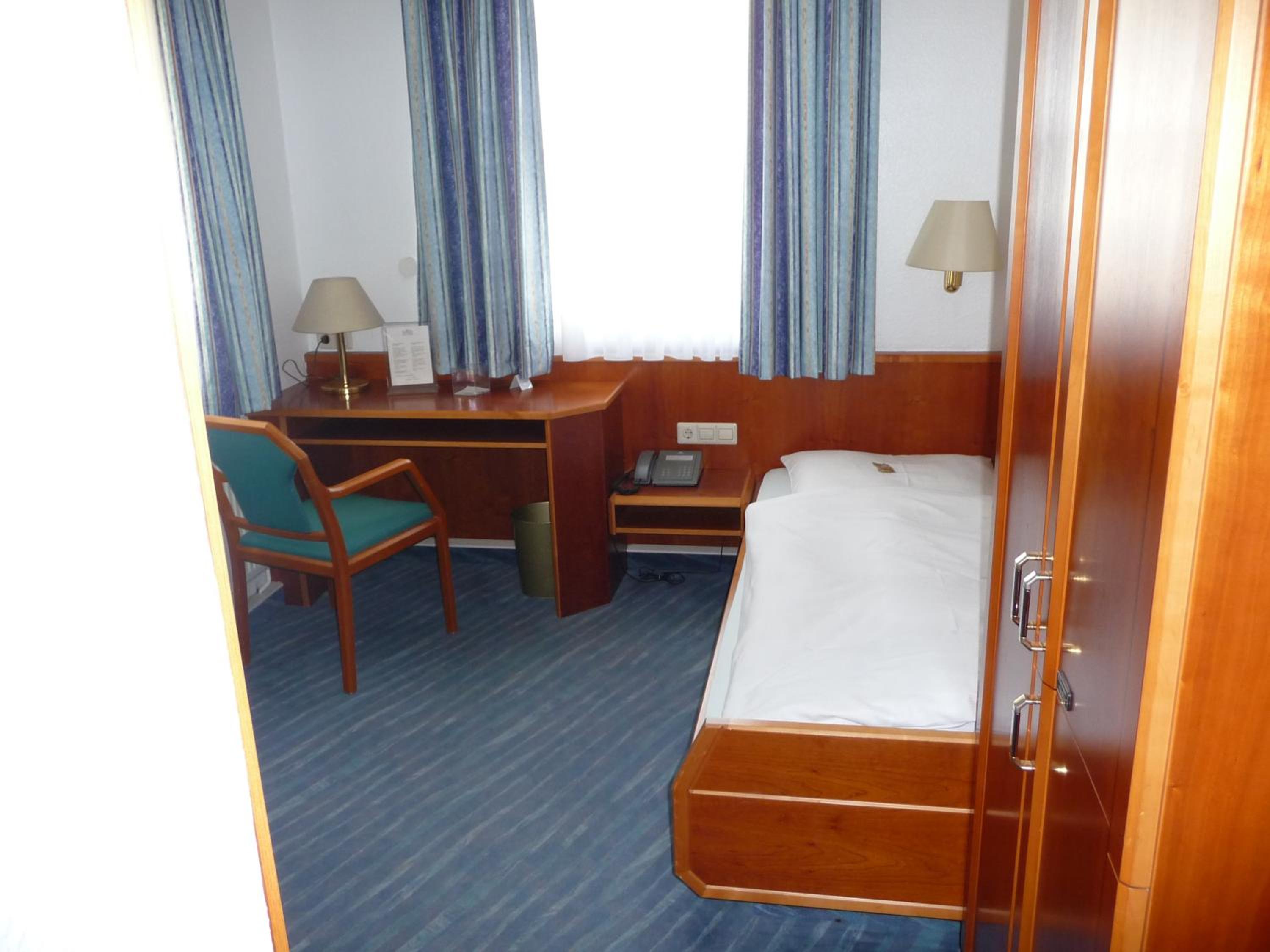 Single Room photo 1