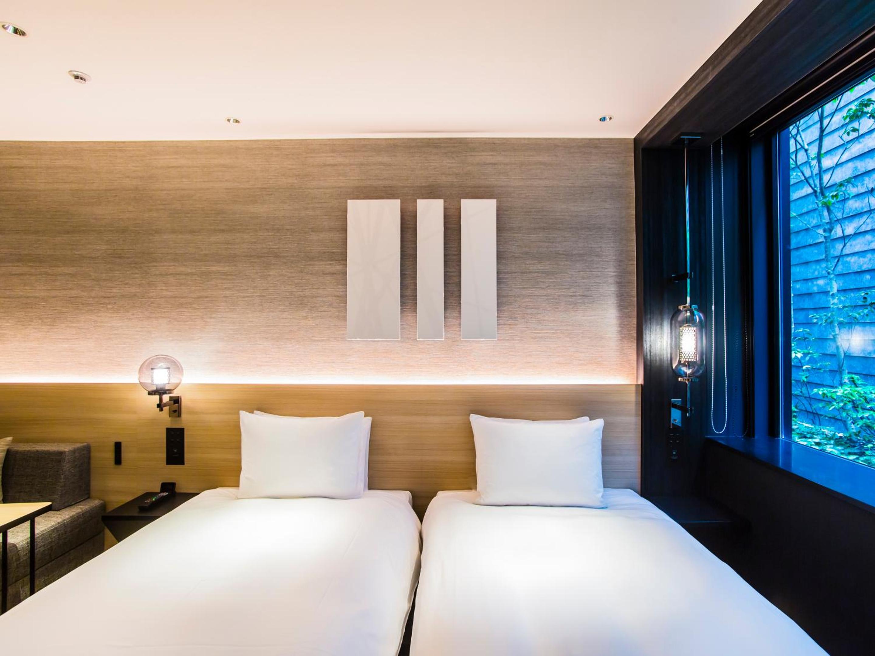 Deluxe Twin Room with Bathtub  - Photo 5