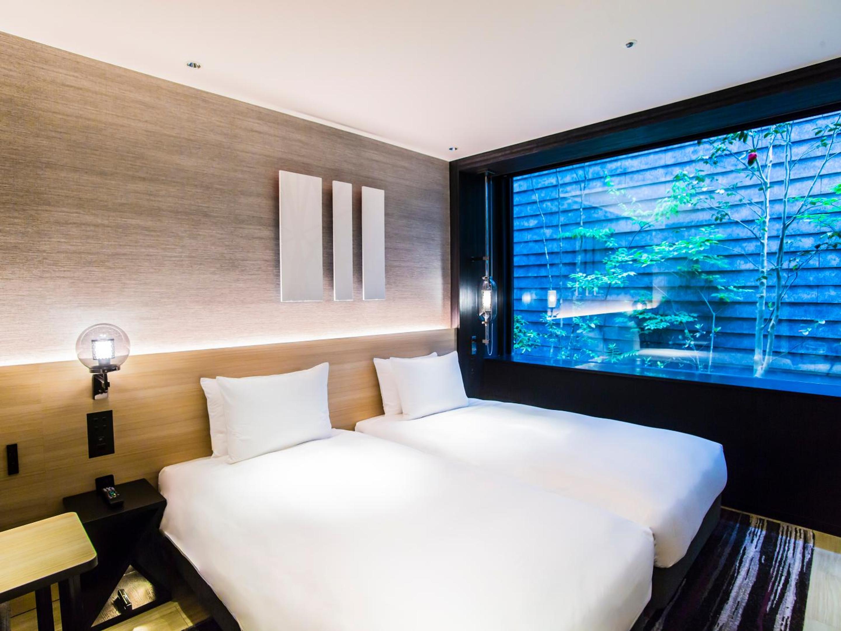 Deluxe Twin Room with Bathtub  - Photo 6