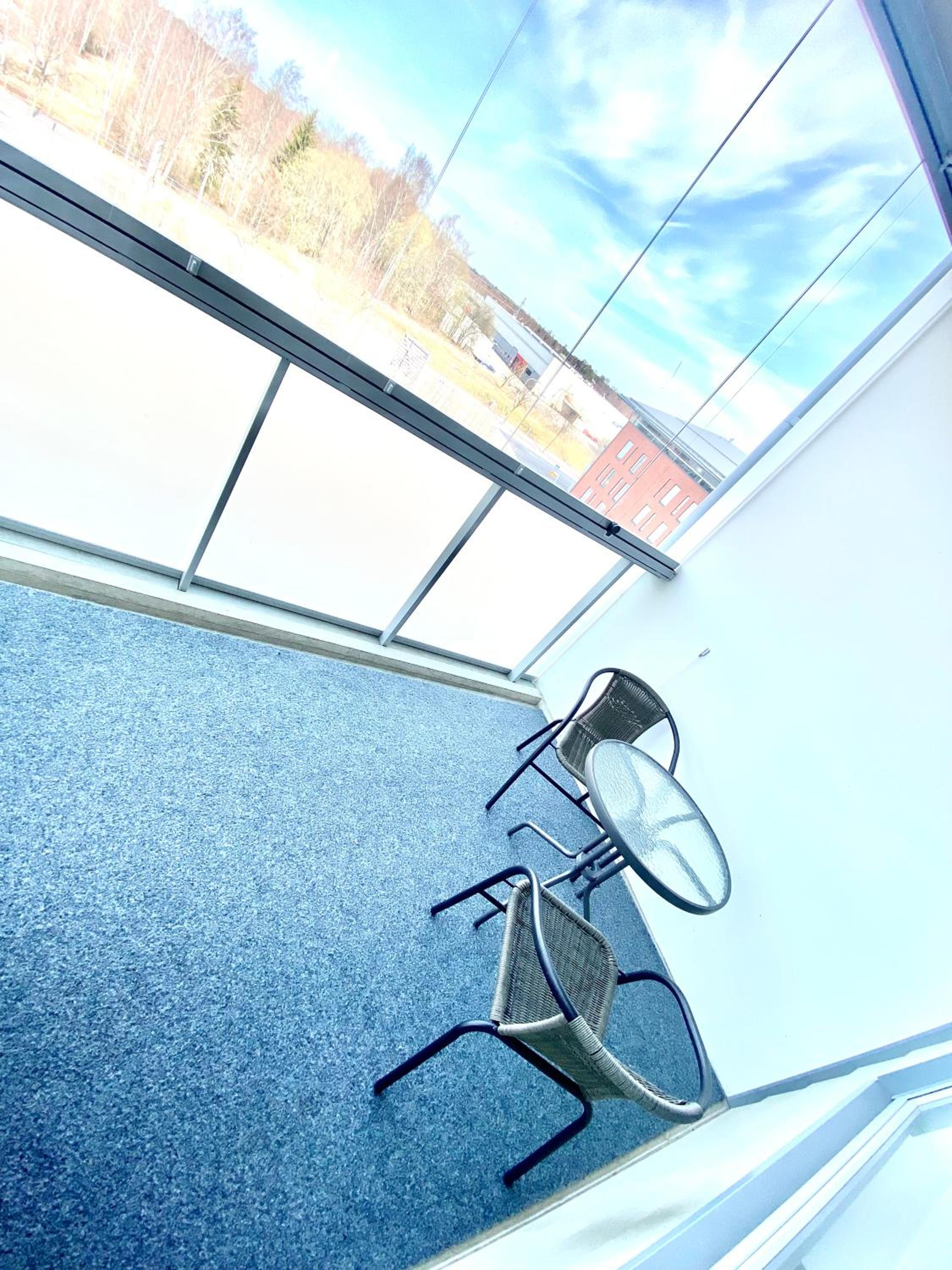 Queen Studio - Disability Access photo 1