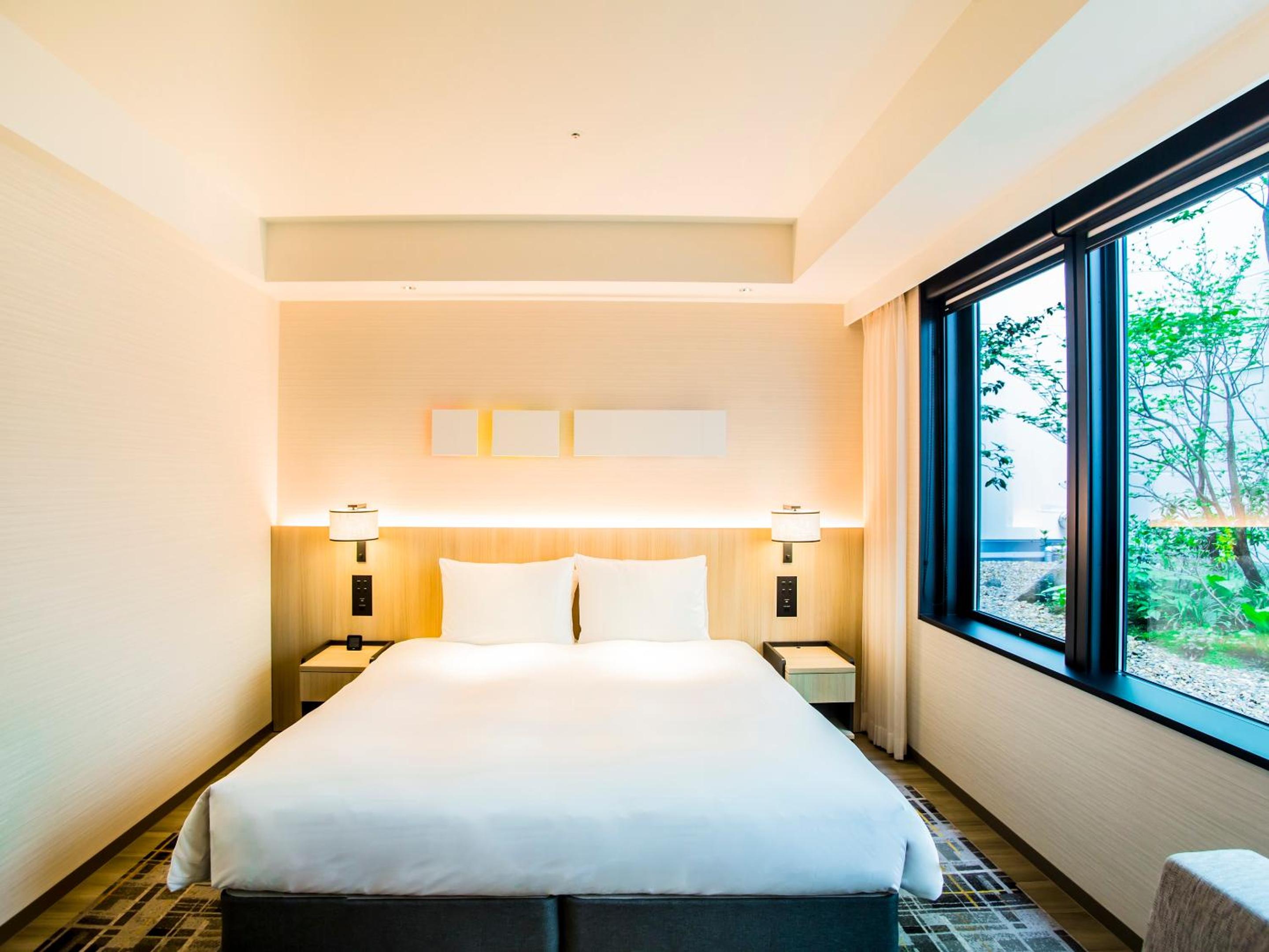 King Room with Garden View - Photo 5