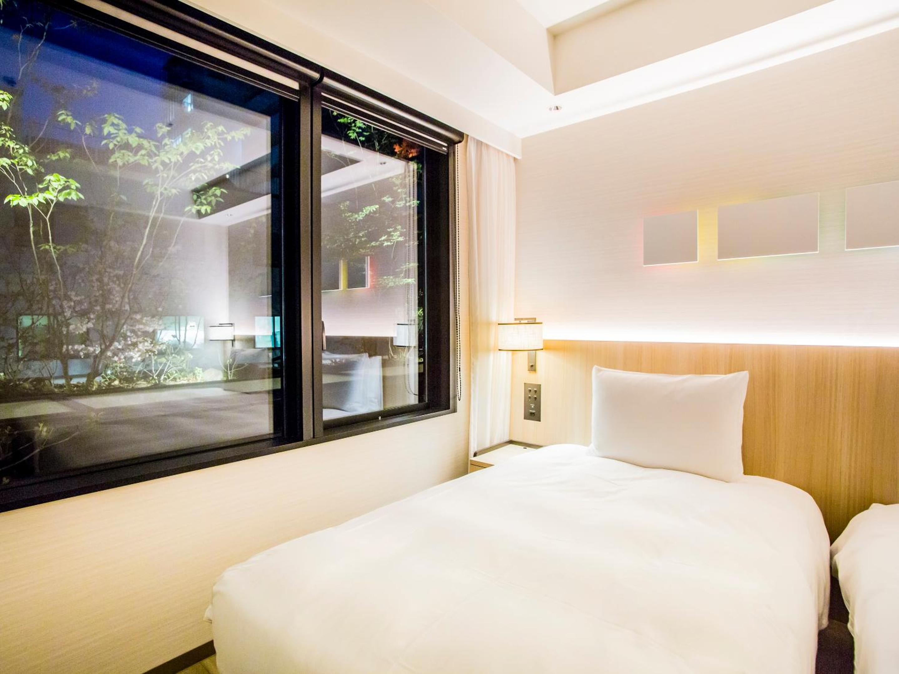 Twin Room with Bathtub - Garden View - Photo 12