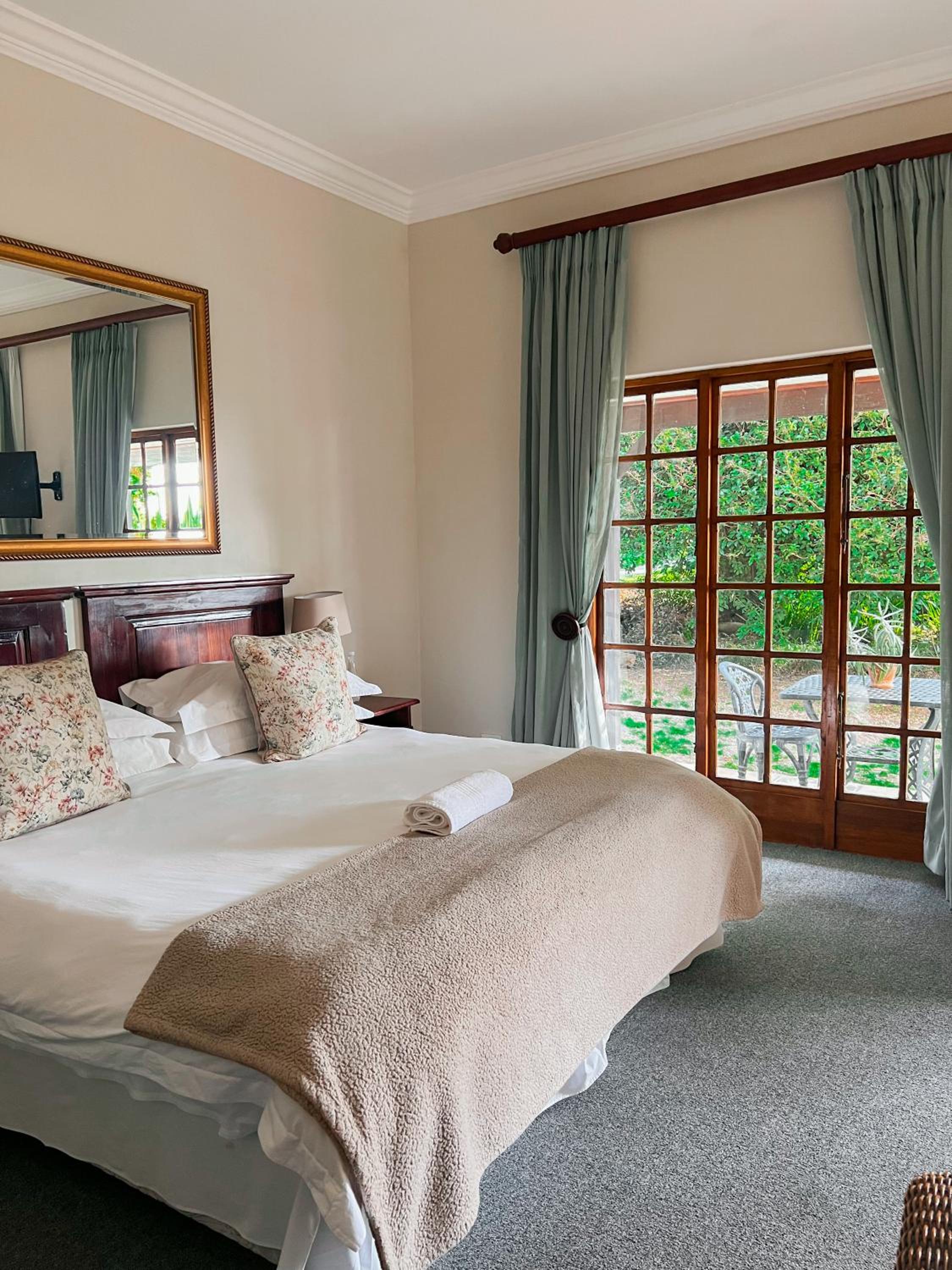 Deluxe Double Room - Photo 1